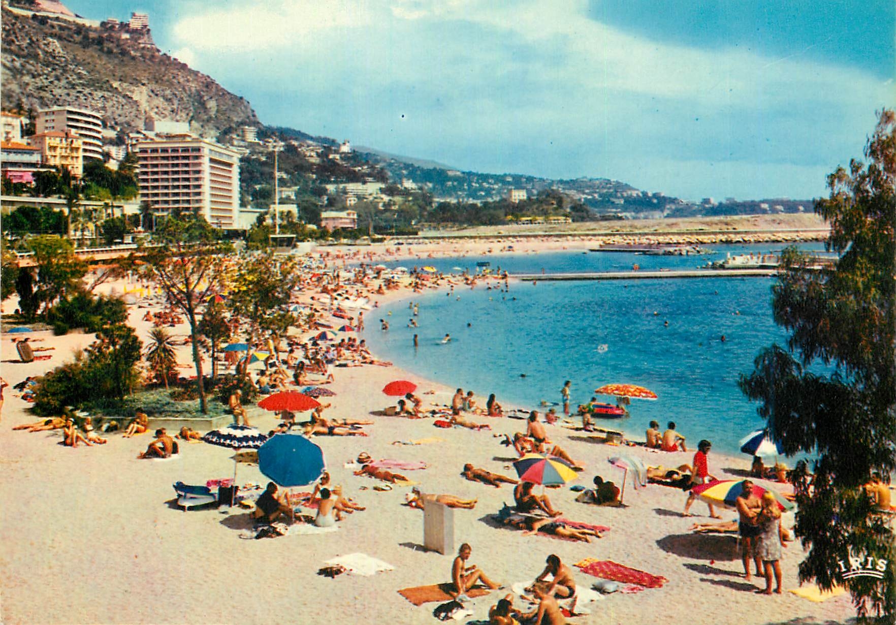 CPM REFLETS DE LA COTE D'AZUR MONACO-MONTE CARLO Vue d'ensemble de la plage du Larvotto