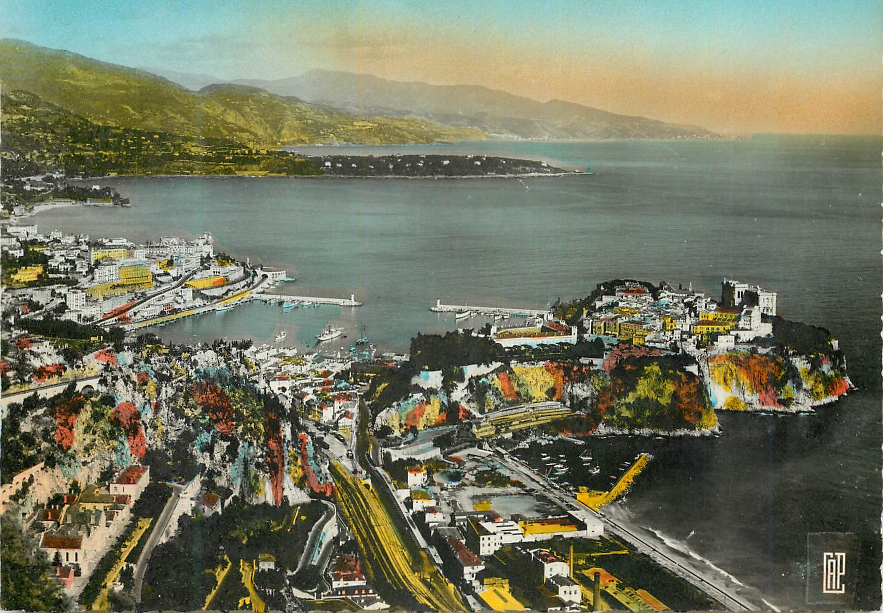 CPM MONACO - Vue générale de la Principauté Le Cap Martin et les Montagnes d Italie