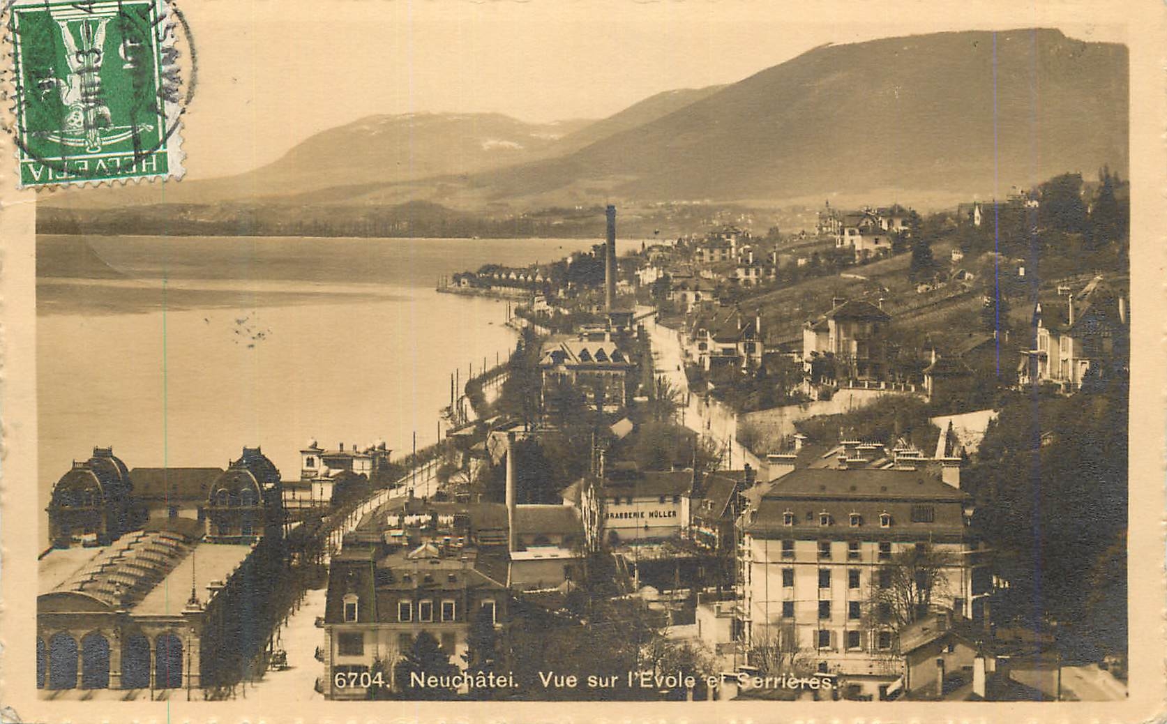 CPA Neuchatel Vue sur l Evole et Serrieres 