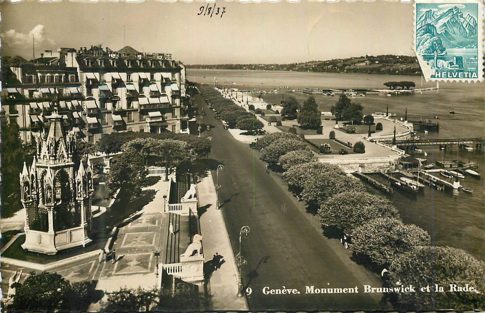 CPM Geneve Monument Brunswick et la Rade 