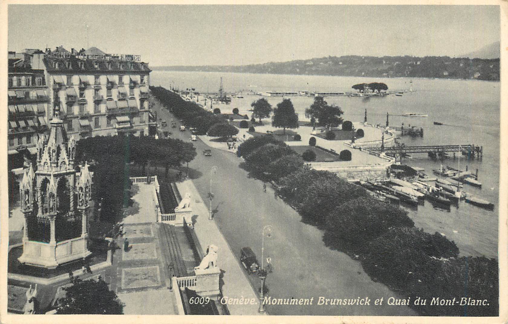 CPA Geneve Monument Brunswick et Quai du Mont Blanc 