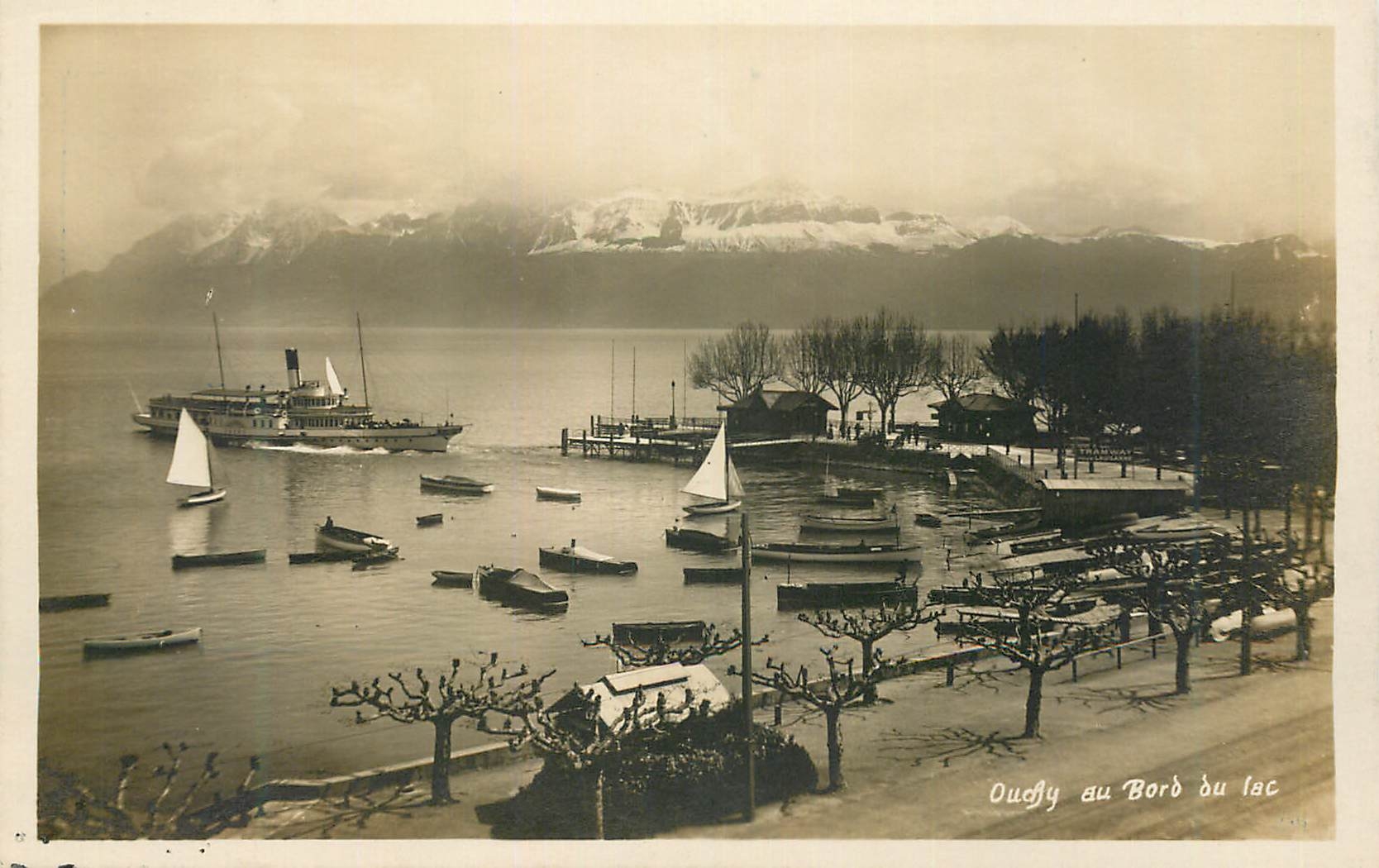 CPA Ouchy au bord du lac Bateau