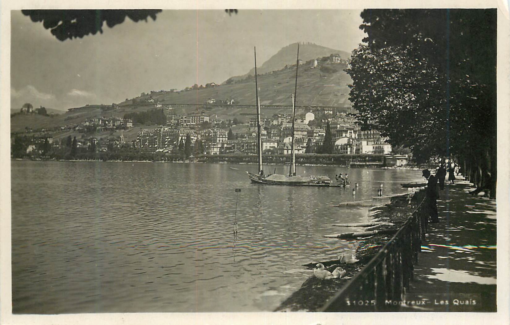 CPA Montreux Les Quais Bateau