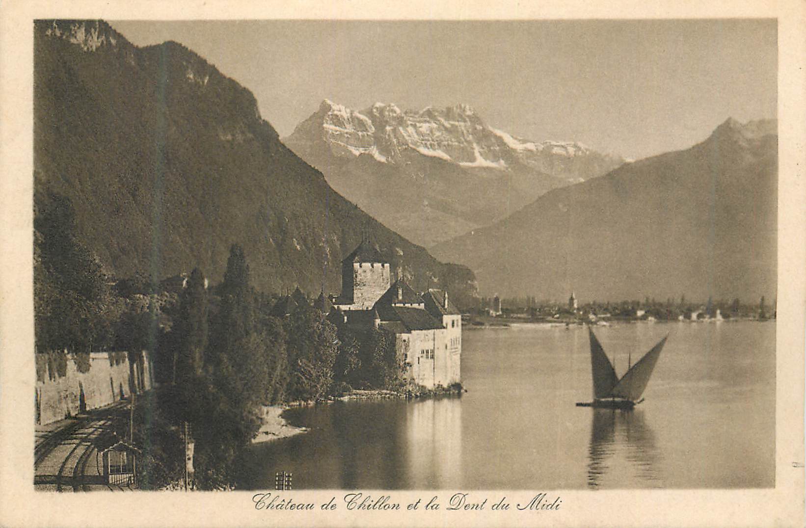 CPA Chateau de Chillon et la Dent du Midi Bateau