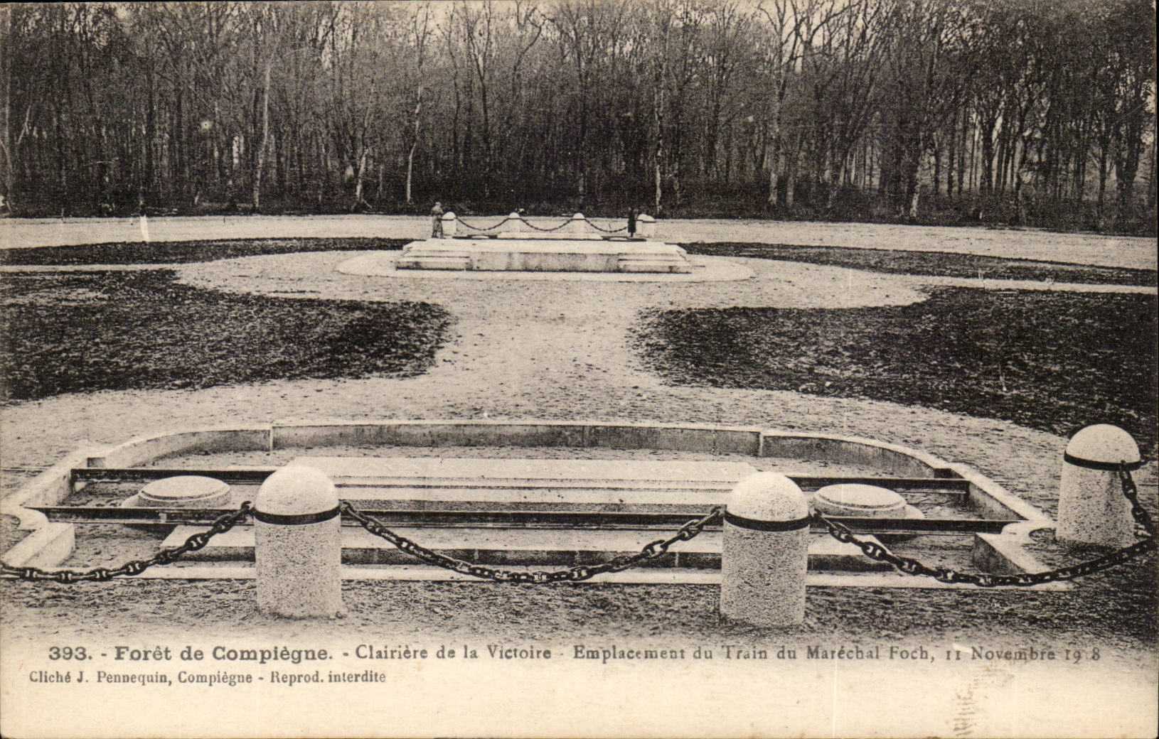 Foresta di Compiegne — Clairière della Vittoria — Posizione del Treno del Maresciallo Foch, 11 Novembre 1918 — Cliché J. Pennequin