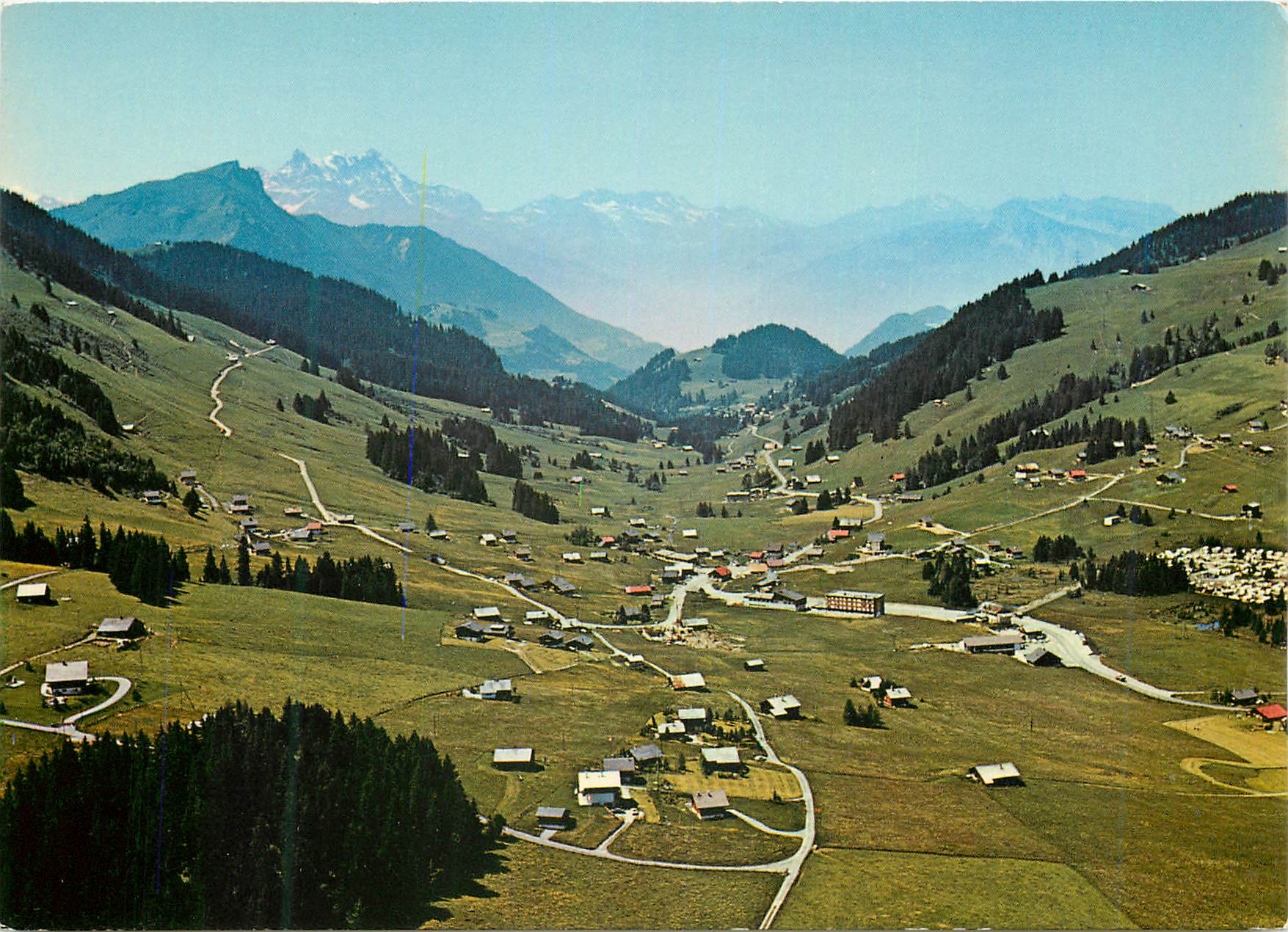 CPM Lumieres et couluers sur les Alpes Vaudoises Col Des Mosses Alt m Les Dents du Midi et le Chamossaire Colorphoto Edi