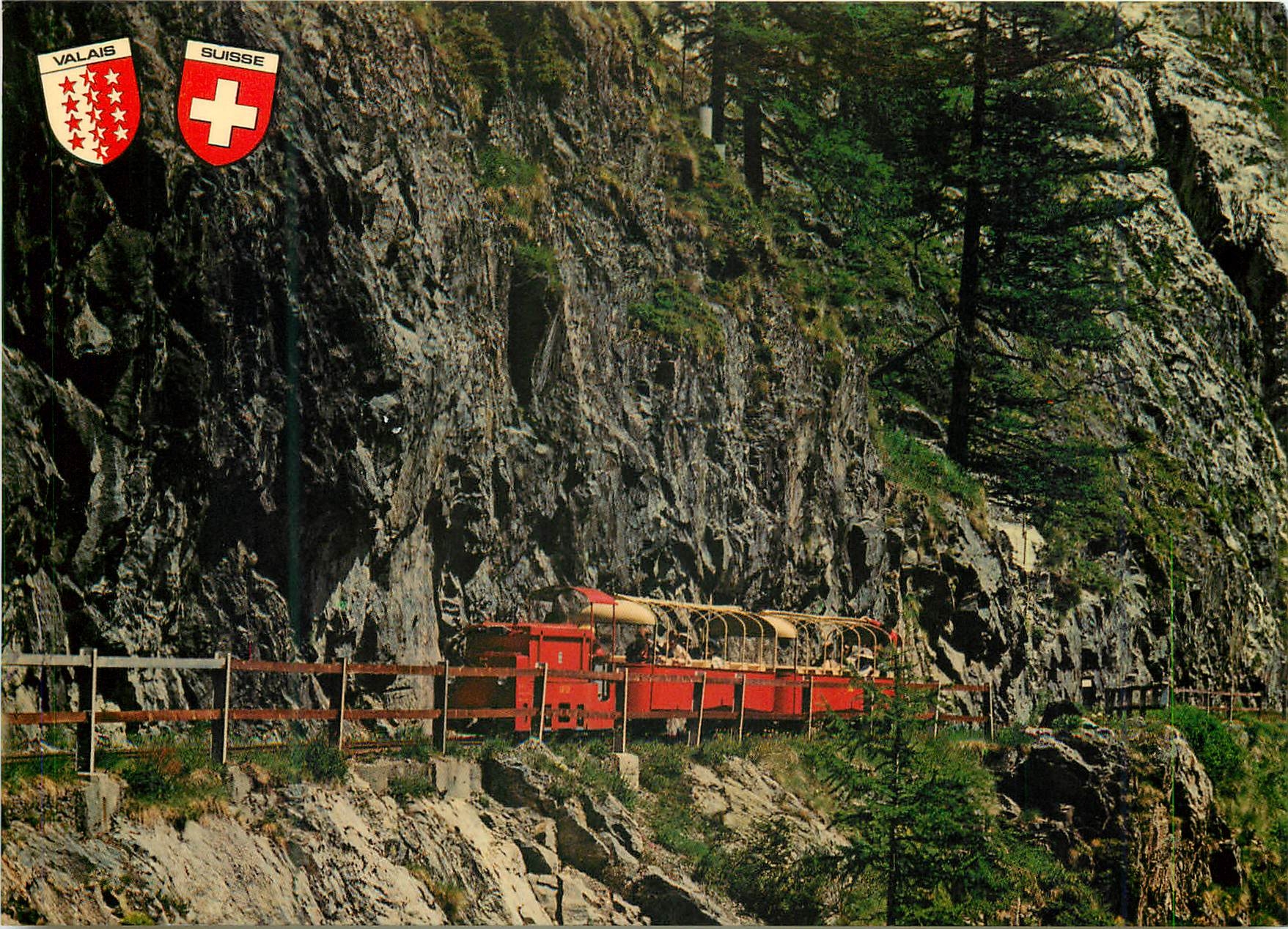 CPM Valais Suisse Au barrage du Grand Emosson Valais C H Un passage du petit train dans les rochers escarpes