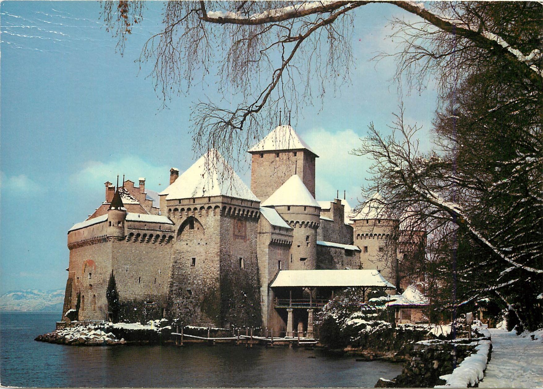 CPM Schweiz Suisse Switzerland Le Chateau pres Montreux en hiver Schloss Chillon bei Montreux im Winter Edition Photoglo