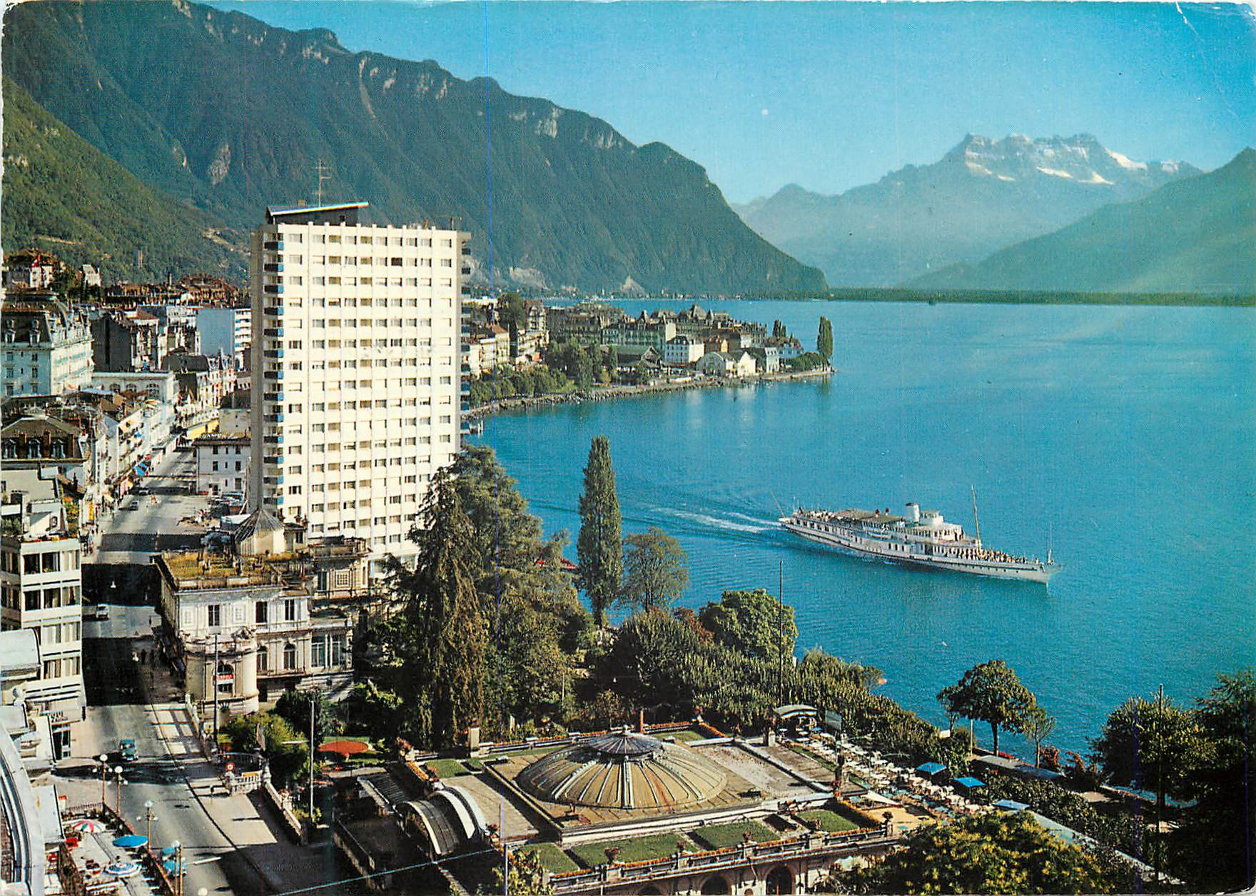 CPM Montreux Lac Leman Pavillon des Sports Eurotel et vue sur les Dents du Midi Montreux Ville de Sejour Helvetia