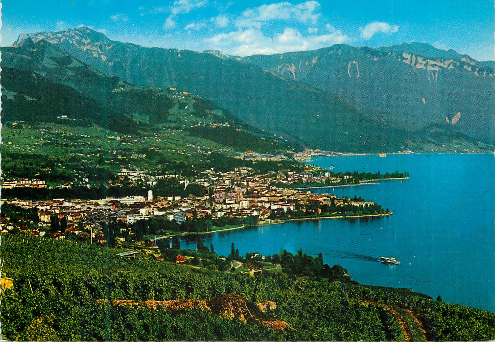 CPM Vevey Vue generale avec Alpes Vaudoises Gesamtansicht mit Waadtlander Alpen Veduta generale ed alpi di Vaud