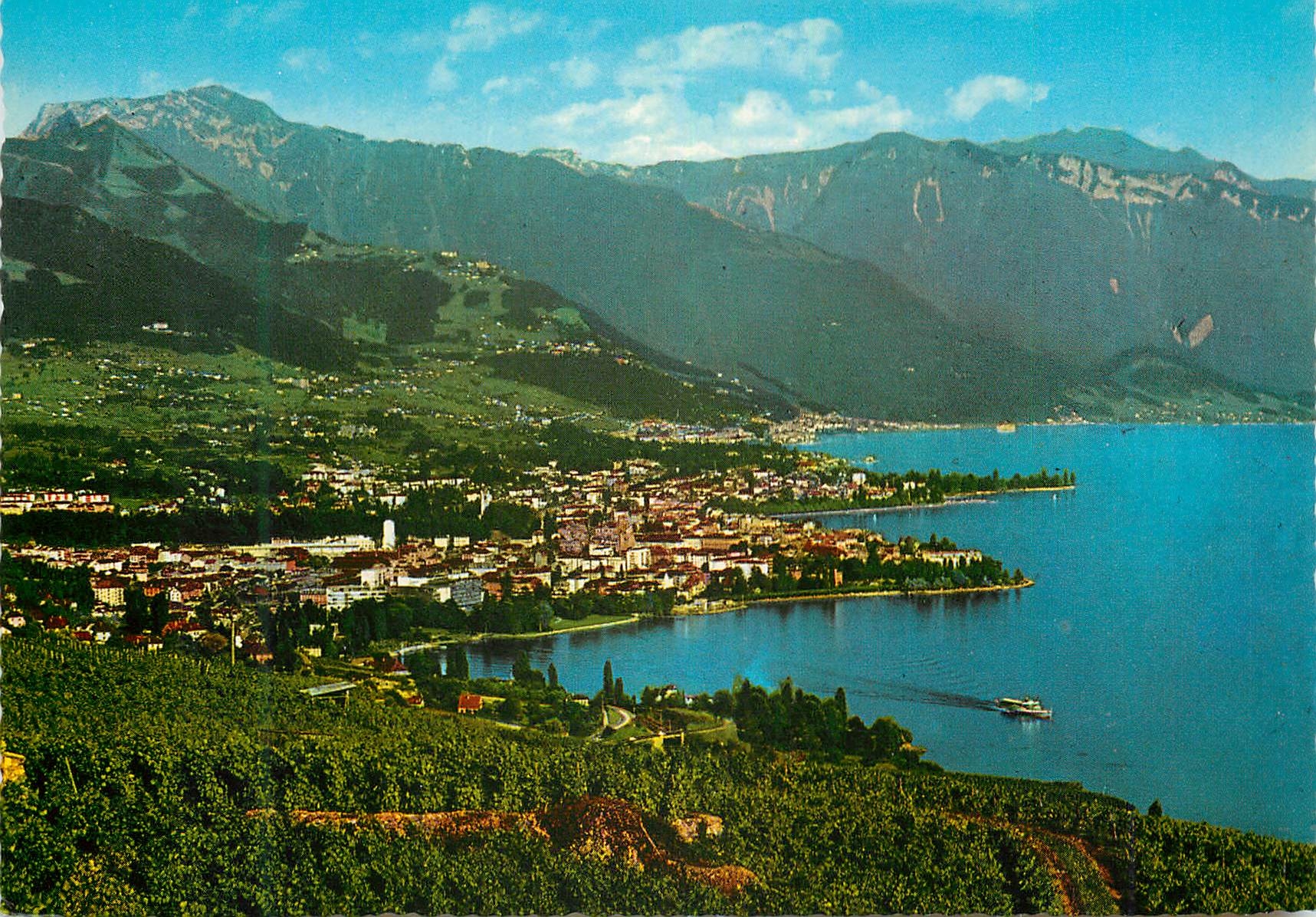 CPM Vevey Vue generale avee Alpes Vaudoises Gesamtansicht mit Waadtlander Alpen Veduta generale ed alpi di Vaud