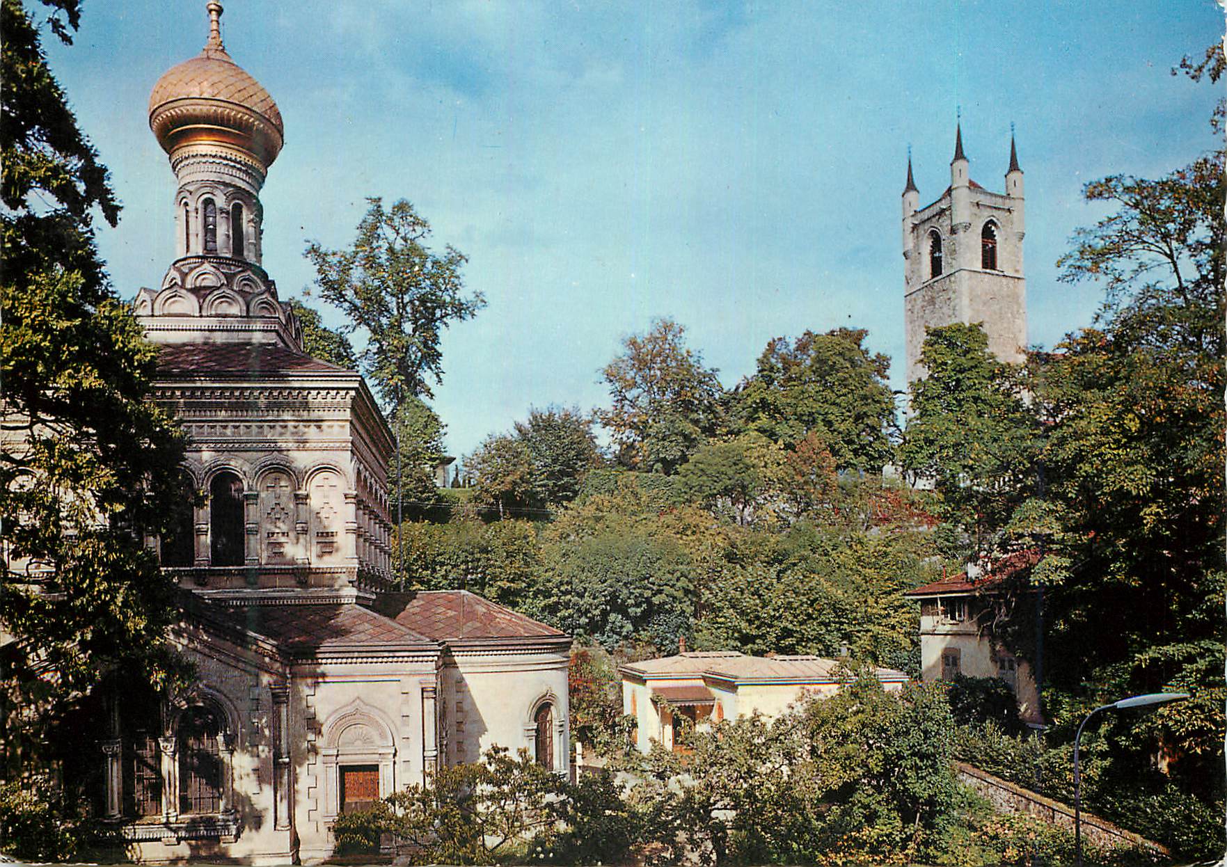 CPM Vevey Eglise Russe et Tour de l eglise St Martin Helvetia