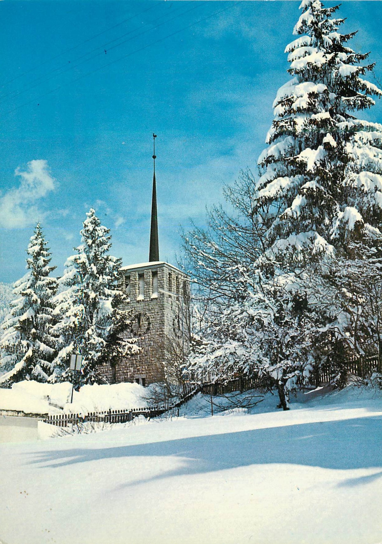 CPM Lumieres et couleurs sur et les Alpes Vaudoises Villars Sur Ollon L Eglise Protestane