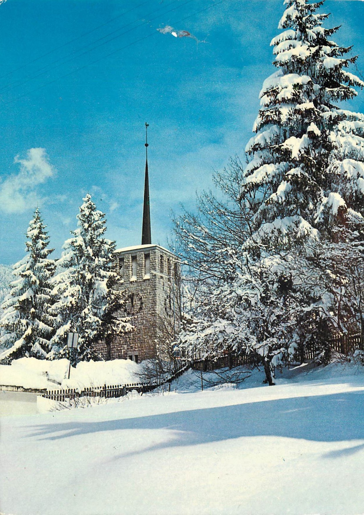CPM Lumiereset couleurs sur les Alpes Vaudoises Villars Sur Ollon L Eglise Protestane