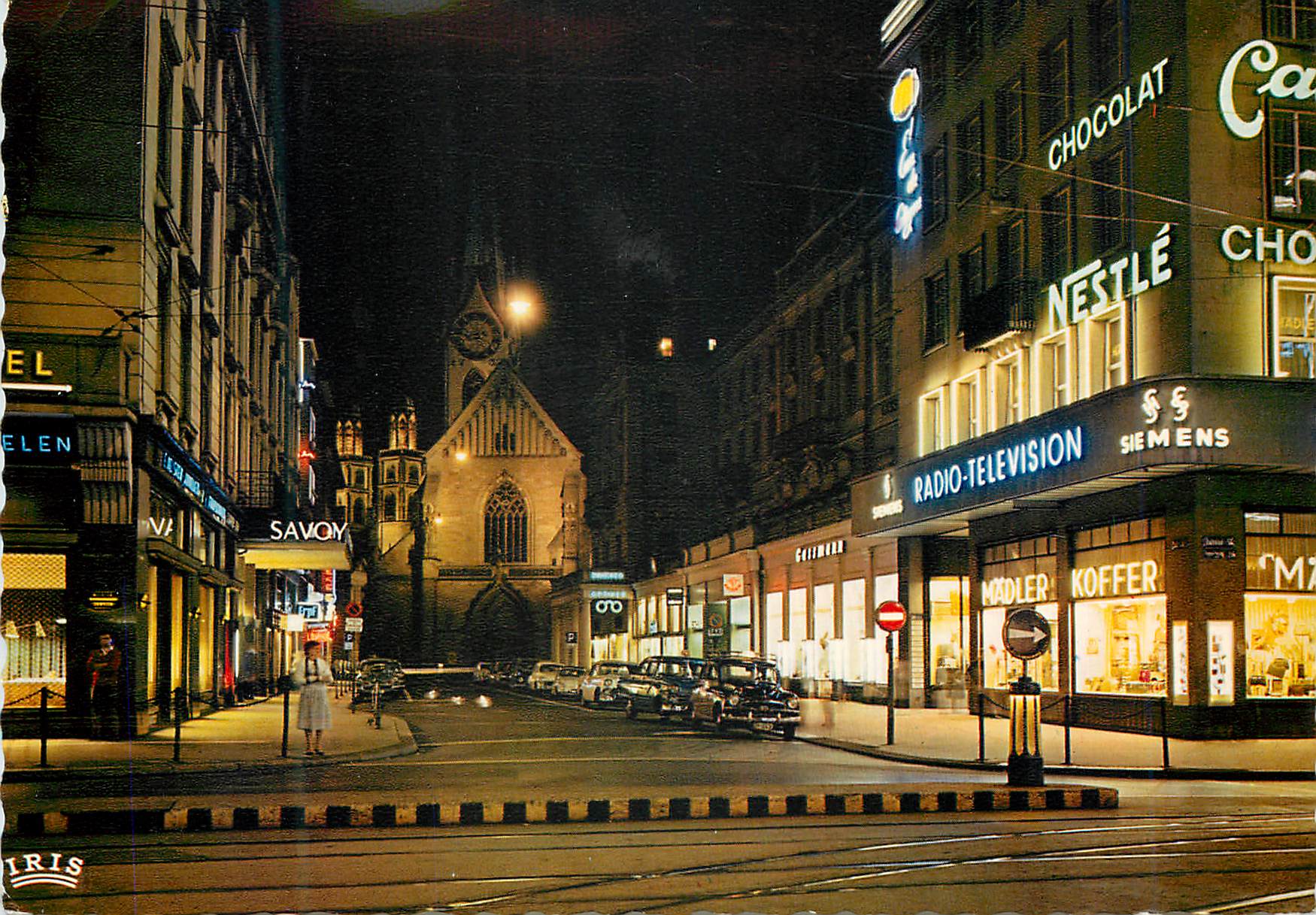 Zurich - Paradeplatz mit Fraumünster — éditeur MEXICHROME, n° 70