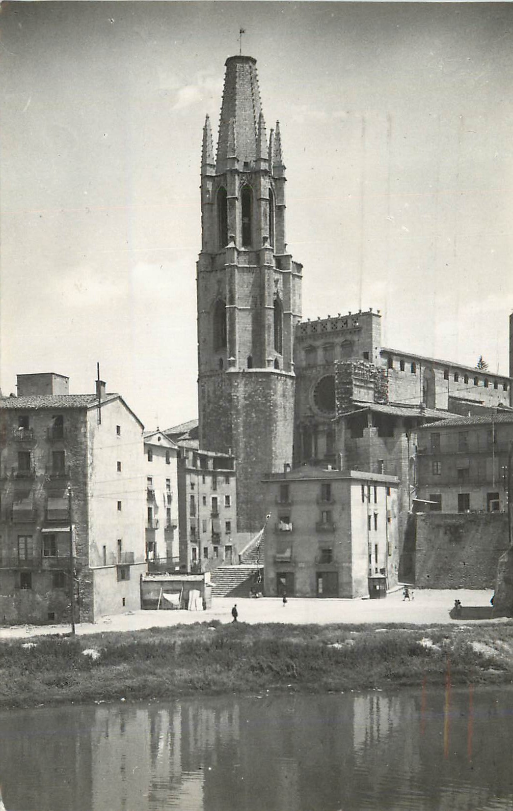 CPM Gerona San Felix Puerta prinicapal Eglise de St Felix Porte prinicapale Comercial Prat Ripoll