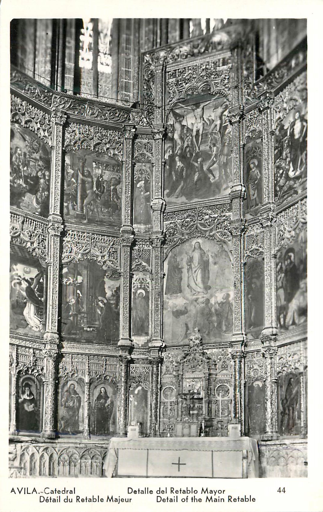 CPM Avila Catedral Detail du Retable Majeur Detalle del Retablo Mayor Manipel Rtro