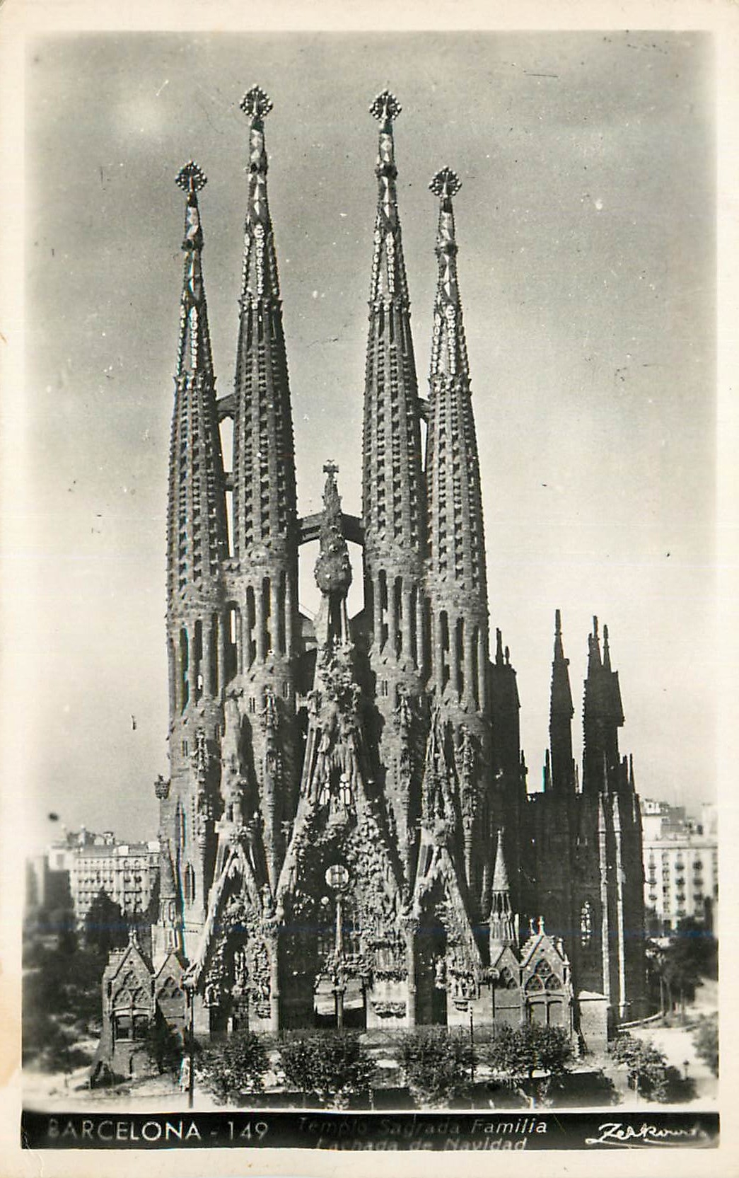 CPM Barcelona Templo Sadracia Familia Fachada de Navidad
