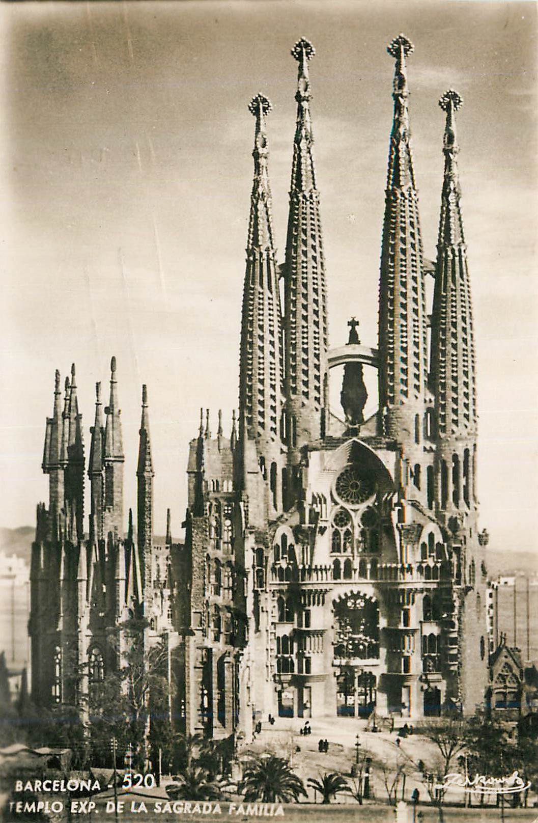 CPM Barcelona Templo Exp de la Sagrada Famila Talleres A Zerkowitz Fotografo Tel Barcelona Prohibida la reproduccion