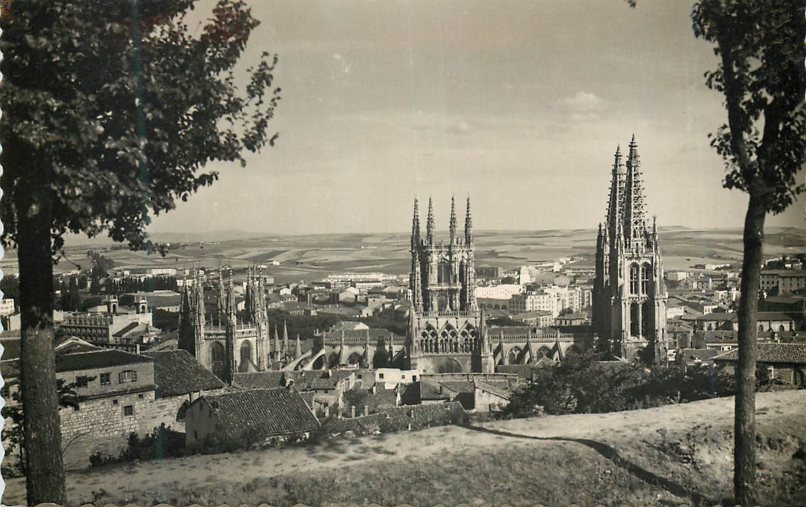 Burgos — Vue partielle — Éditions García Garrabella, n°70