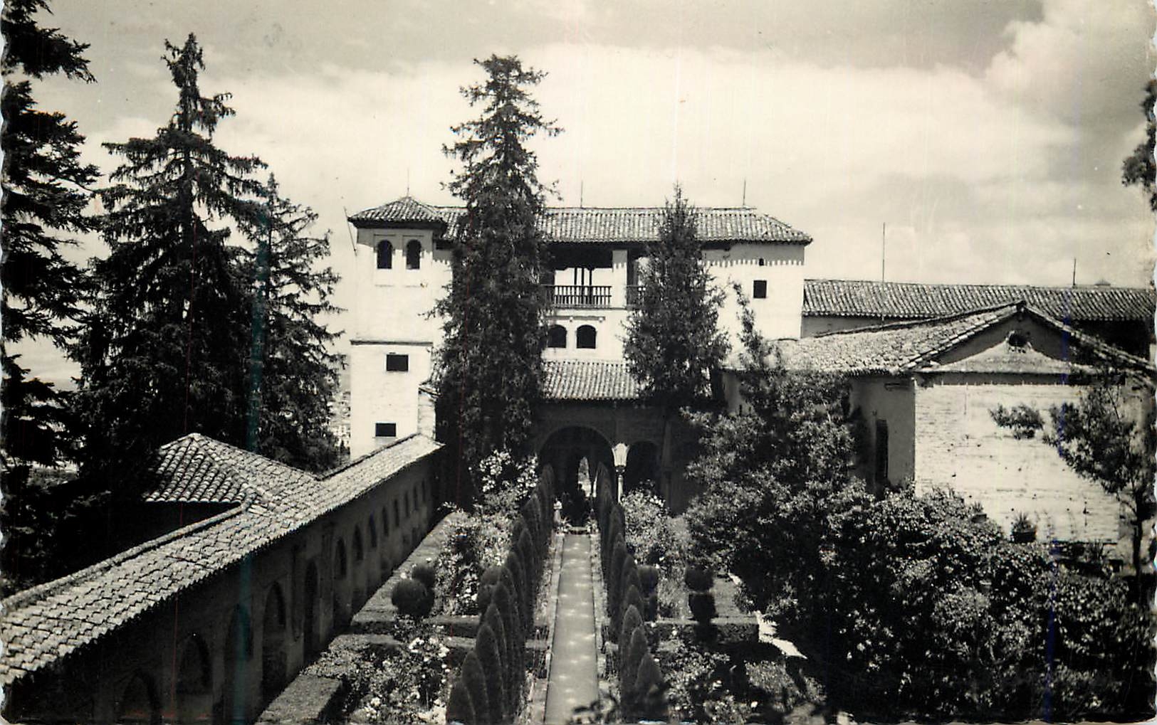 CPM Granada Alhambra Generelife Jardines Tarjeta Postal Ediciones Fotograficas Hijos de Gallegos Granada