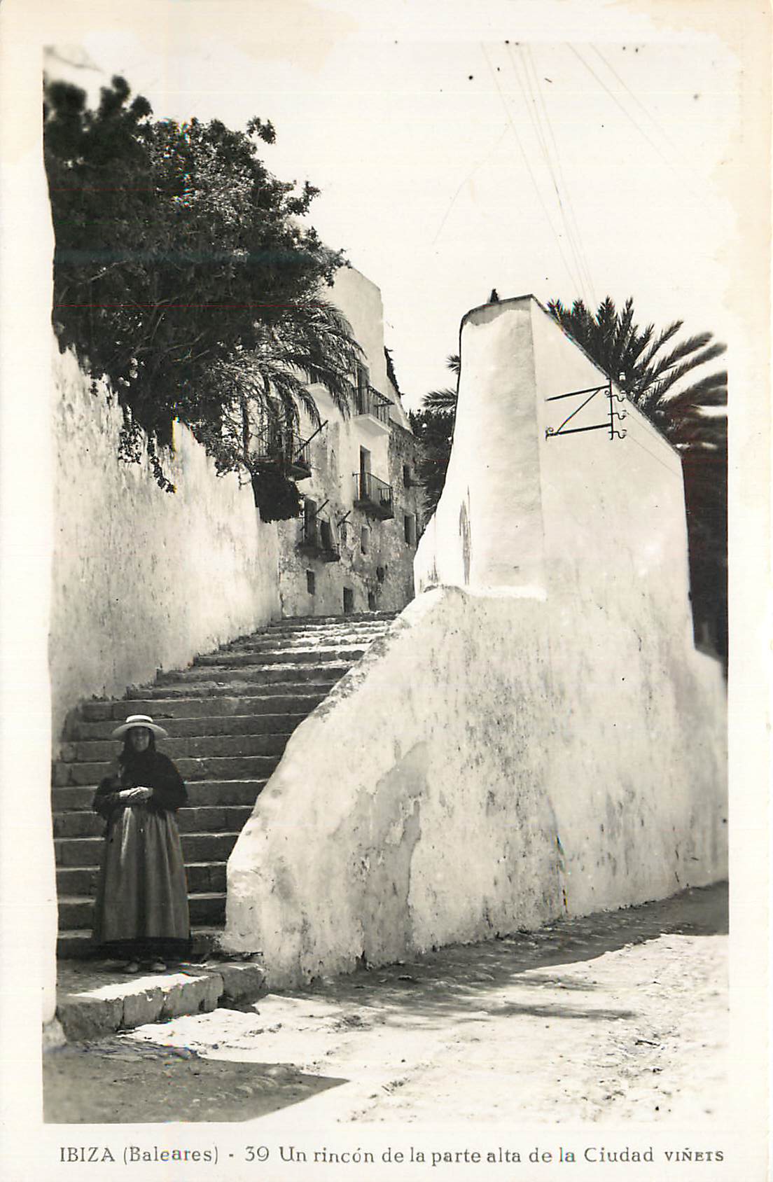 Ibiza (Baleares) - 39 Un rincón de la parte alta de la Ciudad