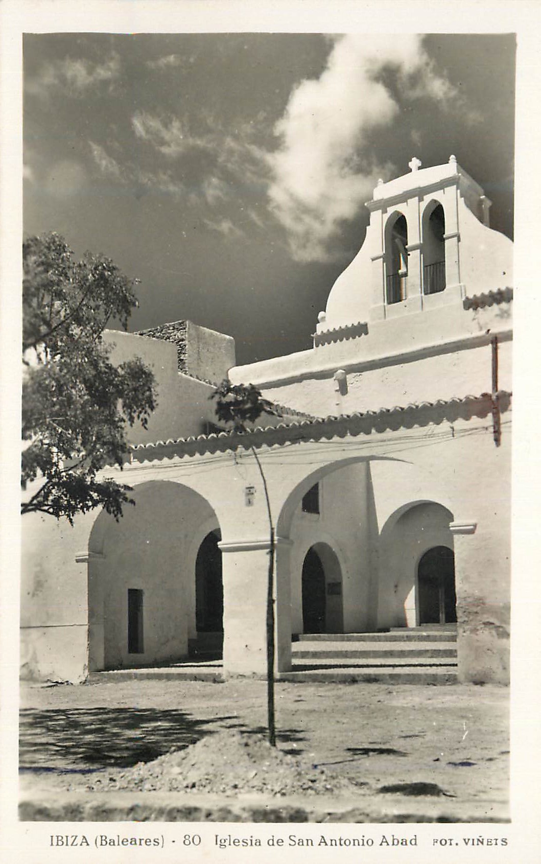 Ibiza (Baleares) - 80 Iglesia de San Antonio Abad - Phot. Viñets