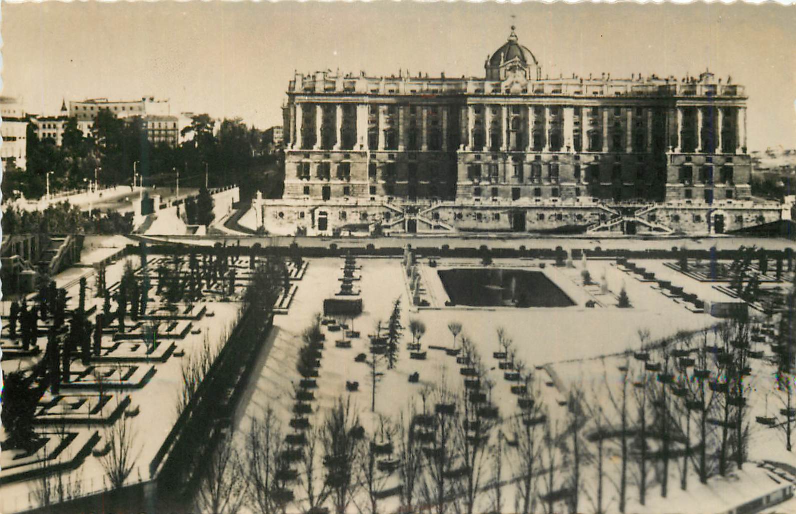 CPM Madrid nevada Palacio Nacional Postales Bea Pep Madrid Prohibida la reproduccion Tarjeta Postal