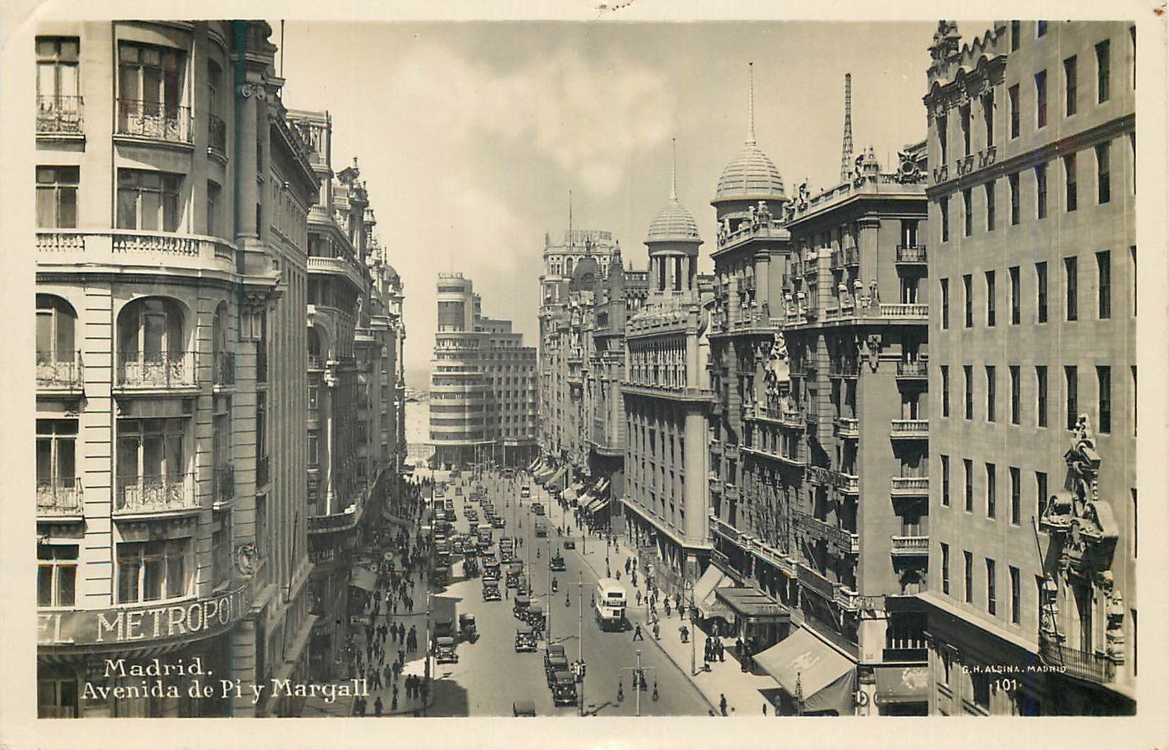 CPM Madrid Avenida de Pi y Margall Magara Fabricacion Espanola Albina Madrid