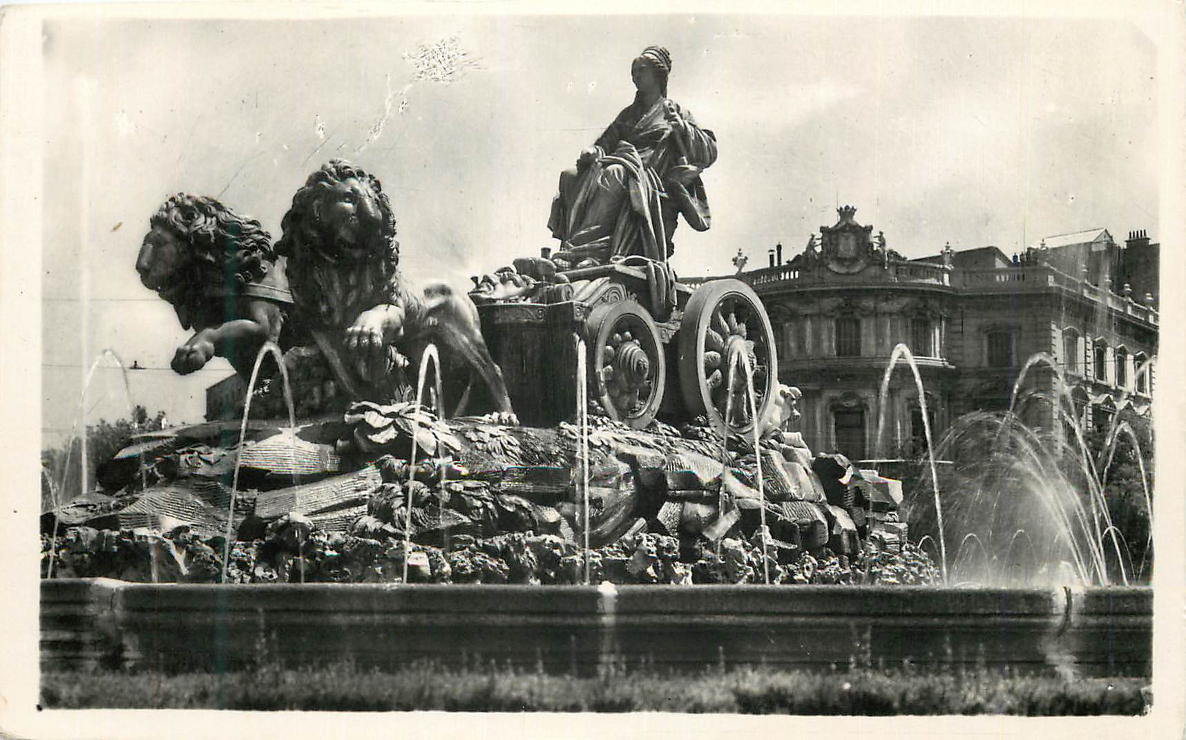 CPM Madrid Fuente de la Cibeles Fountaine de Cybele Heliotipia Artistica Espanola Madrid
