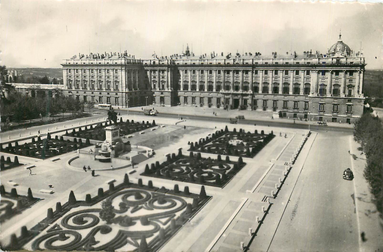 CPM Madrid Plaza de Oriente Heliotipia Artistica Espanola Madrid