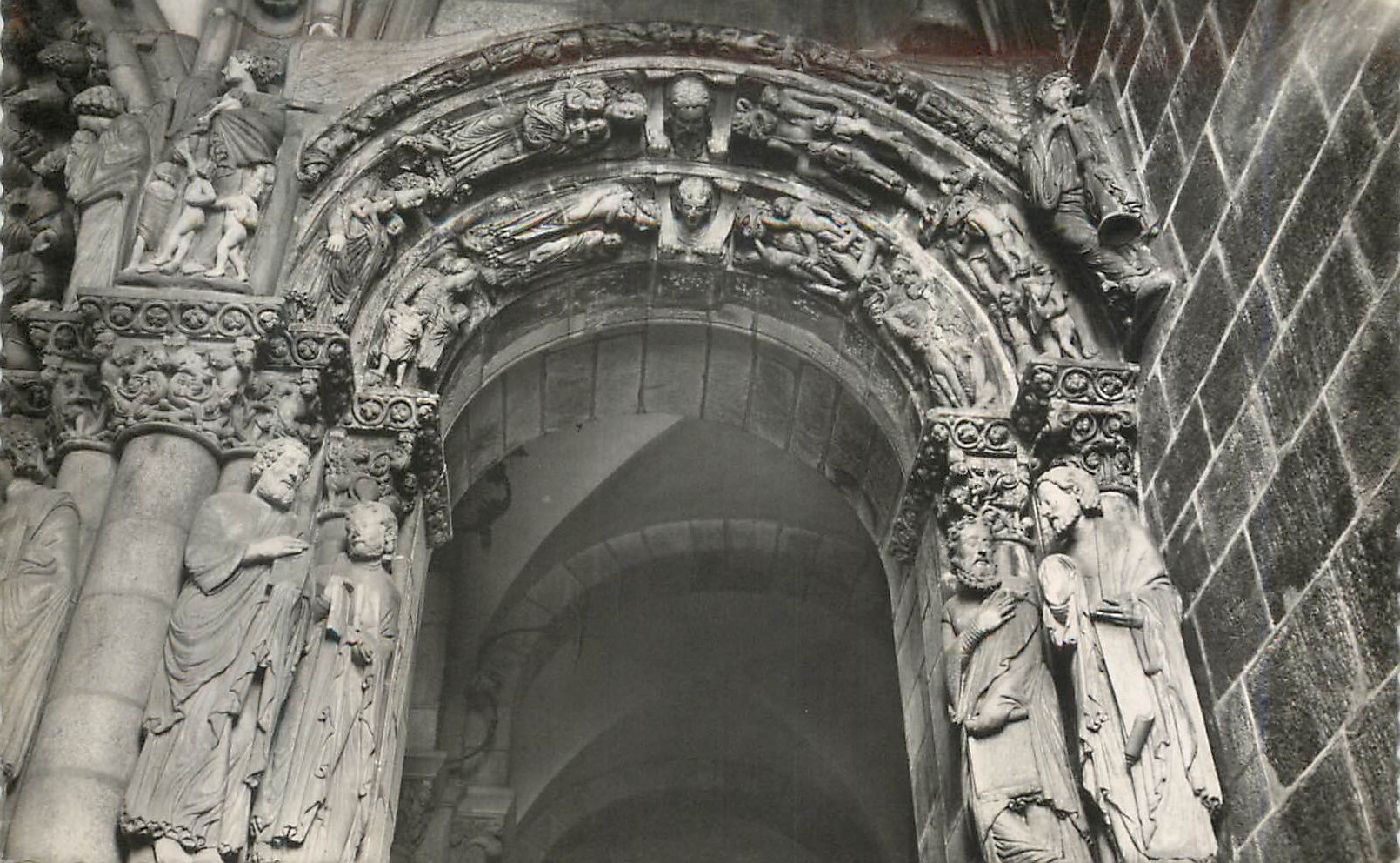 CPA Santiago  de Compostela Catedral Portico de la Gloria Arco de la derecha Cathedrale Portique de la Gloire Arc a aroi