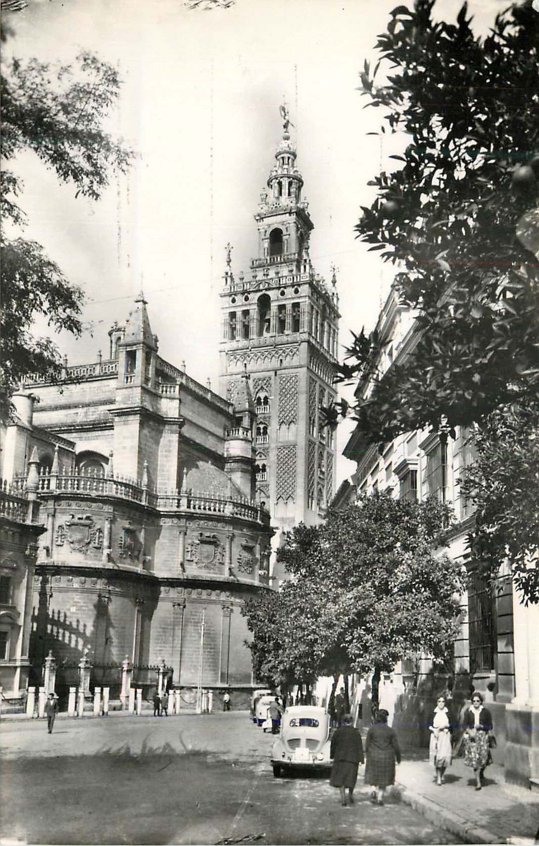 CPM Sevilla La Giaalda La Giralda Heliotipia Artistica Espanola Madrid Deposito legal