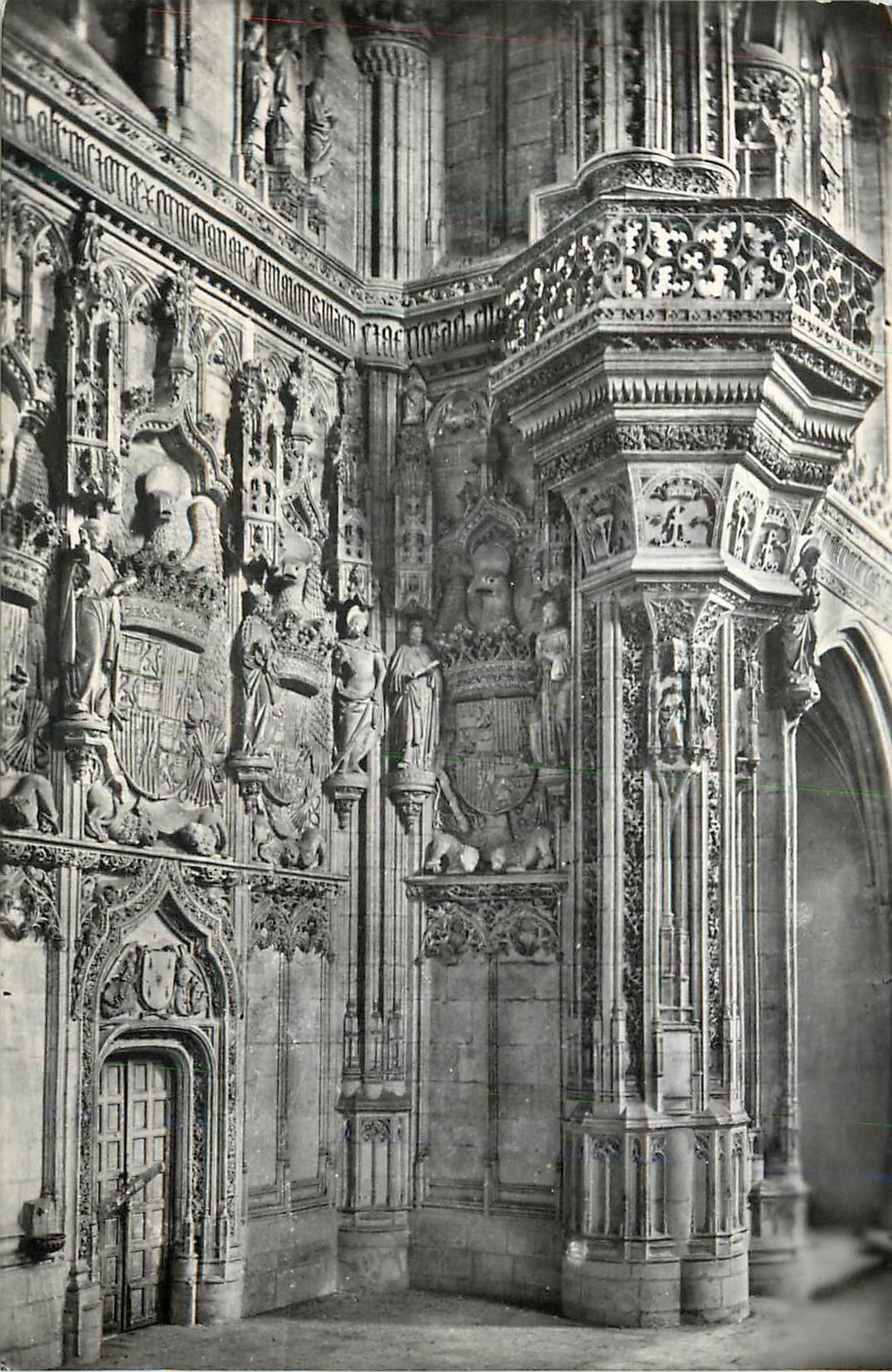 CPM Toledo Detail de Saint Jean des Rois