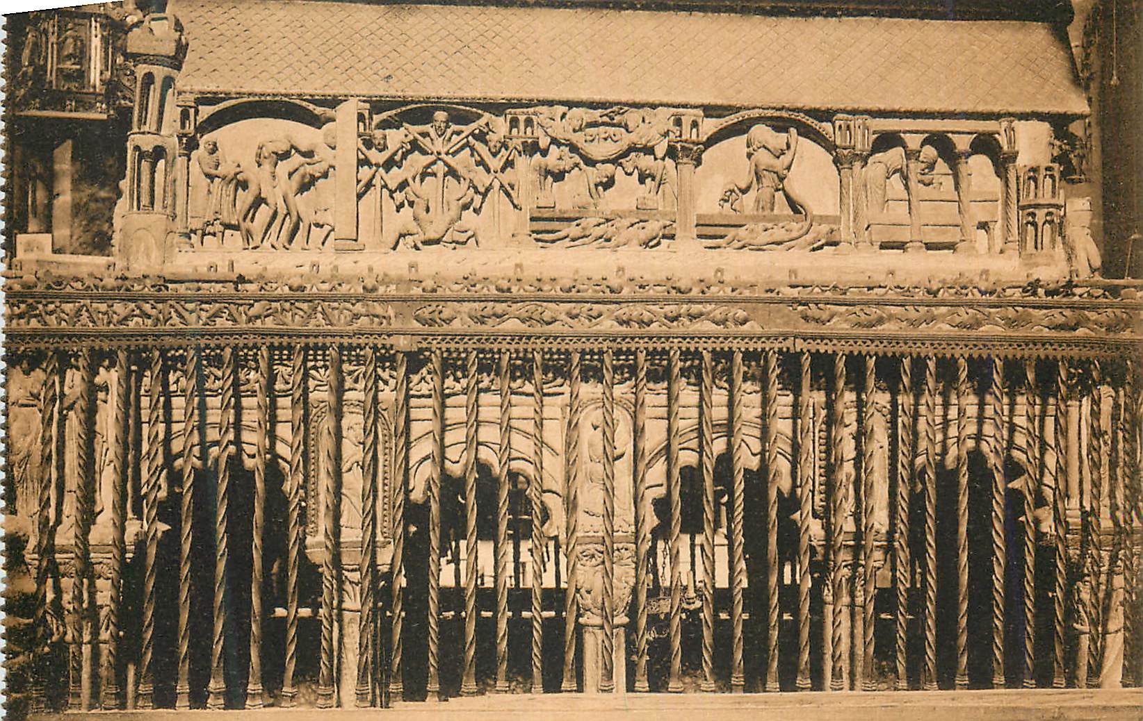 CPA Avila Sepulcro de San Vicente y sus Hermanas Sabina y Cristela