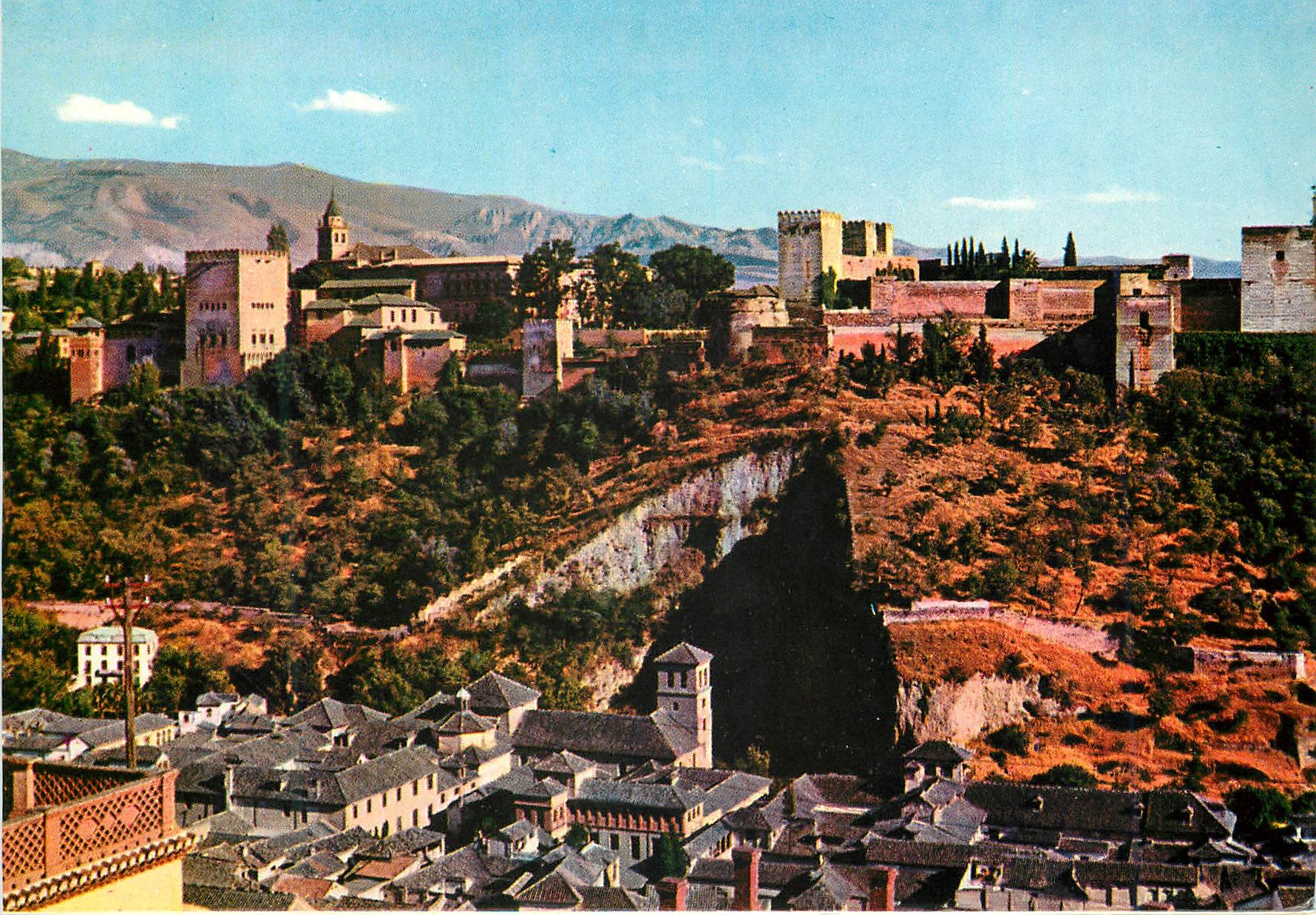 CPM Granada Alhambra Serie General view of the Alhambra