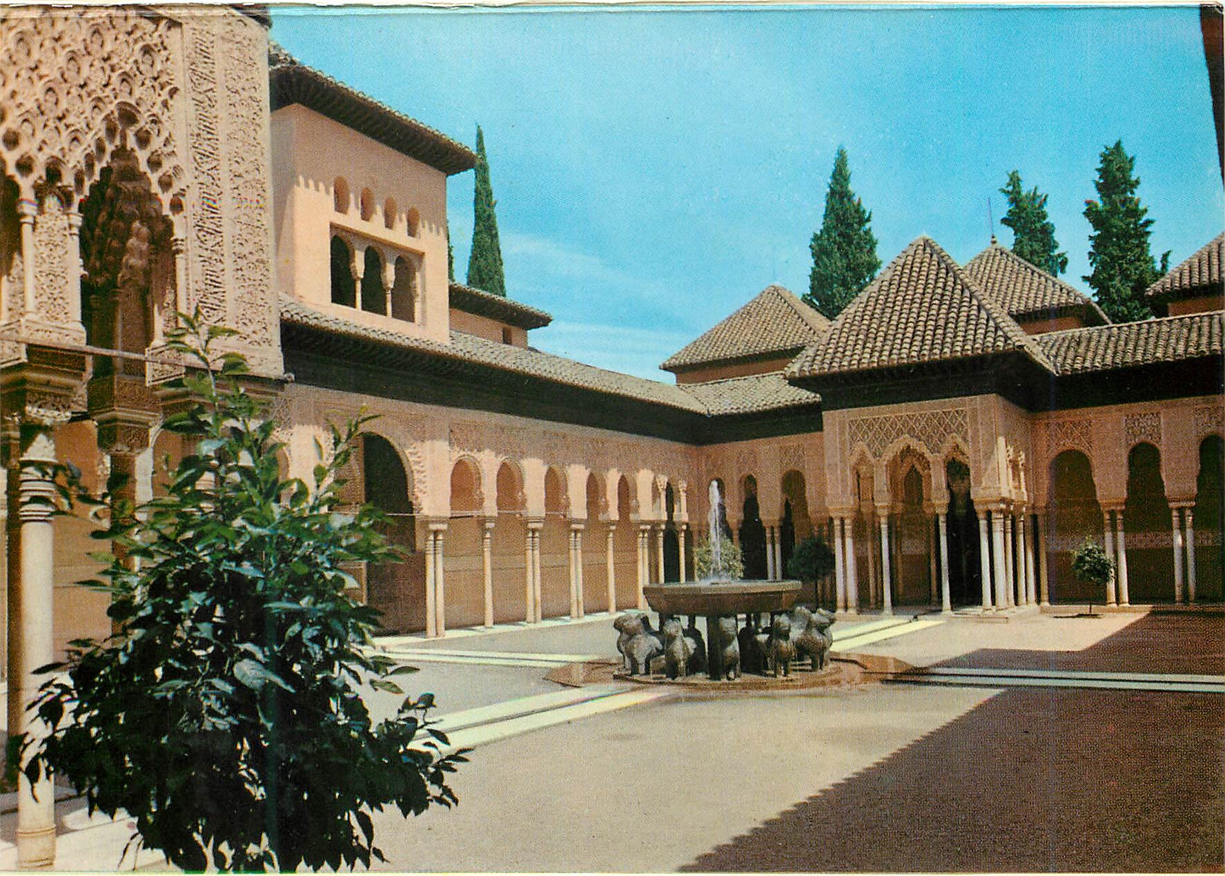 CPM Granada Alhambra Serie Cour des Lions