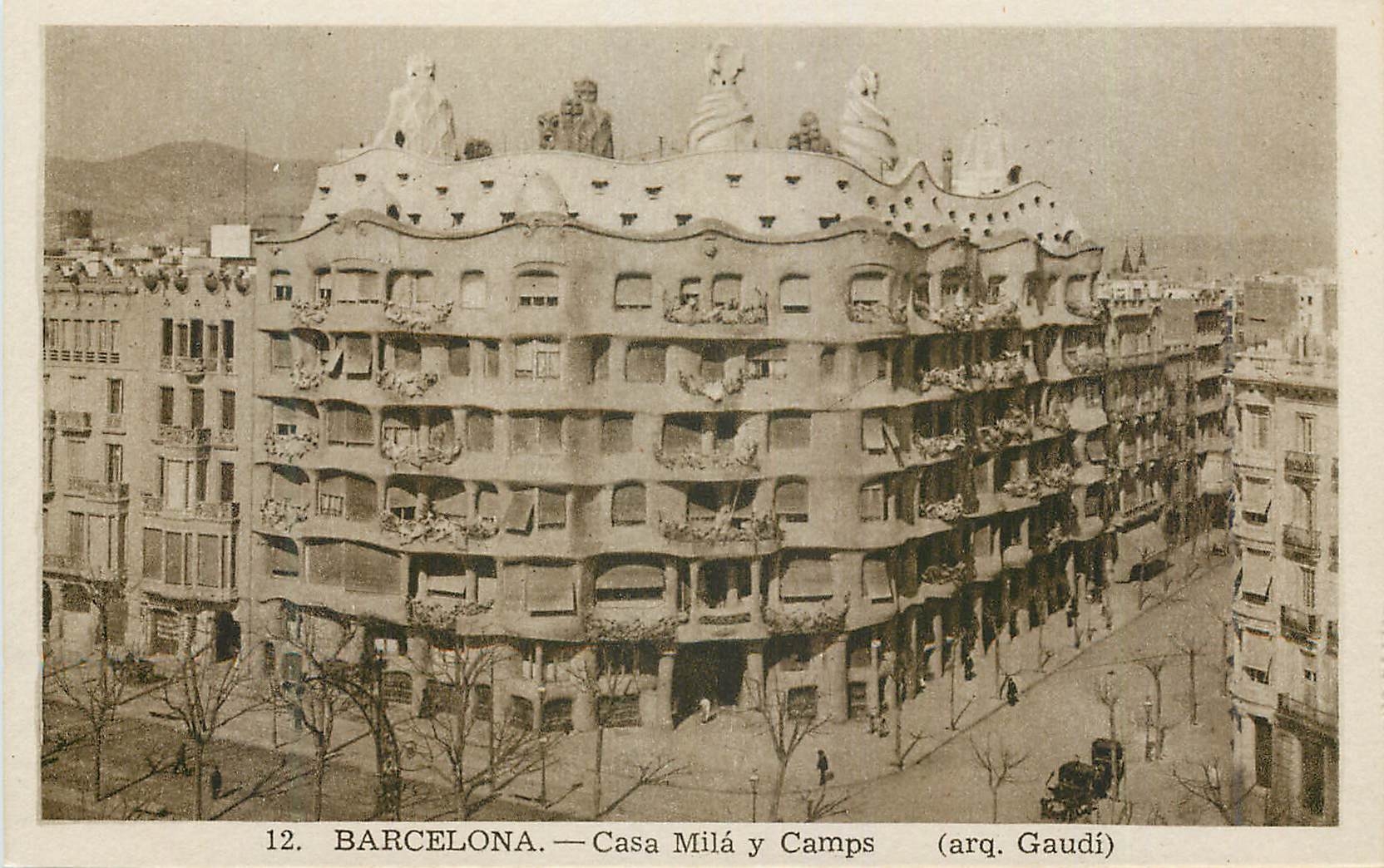 CPA Barcelona Casa Mila y Camps