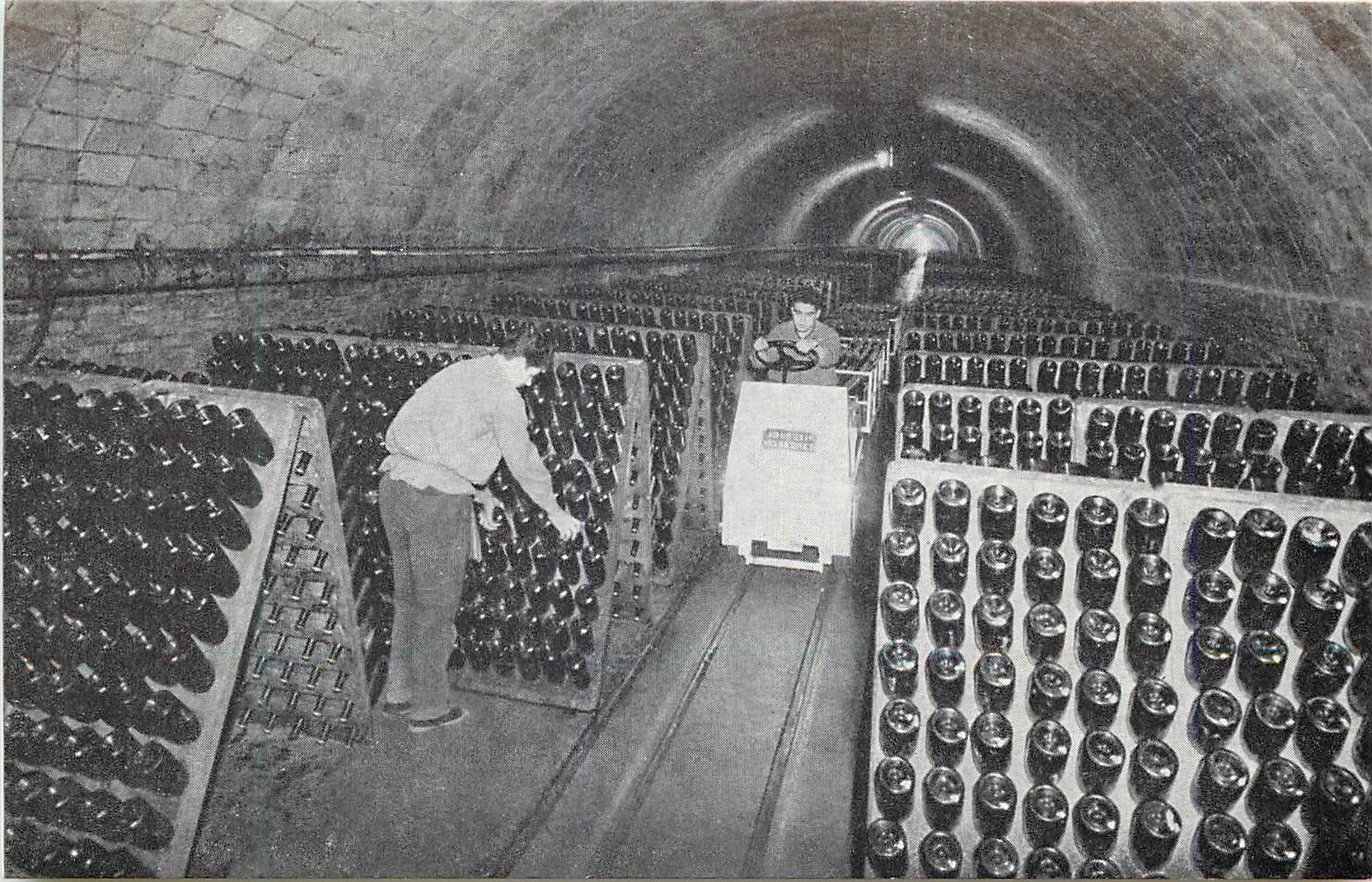 CPM Rondel Cava con pupitres Raymat S a Cervello Barcelona Champagne