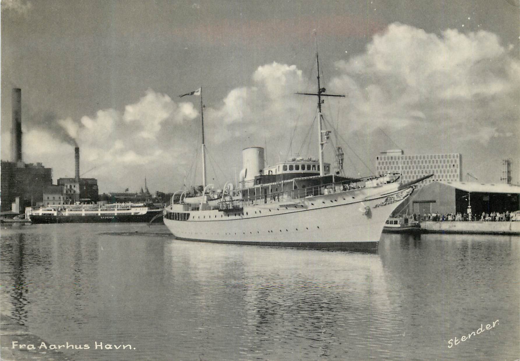 Aarhus Havn — vue du port avec un navire — Stender