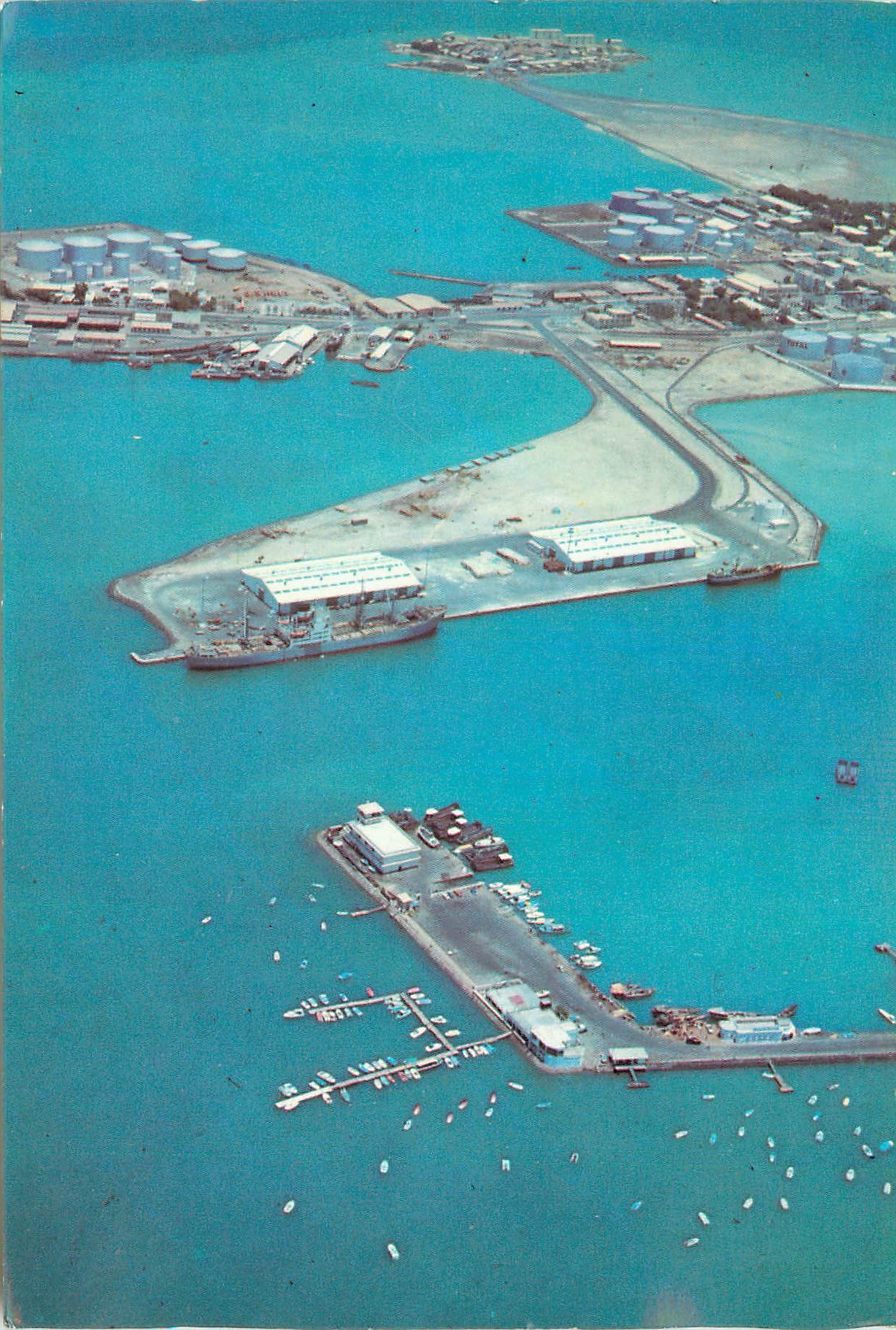 CPM Vue aerienne du portet l escale nautique Djibouti