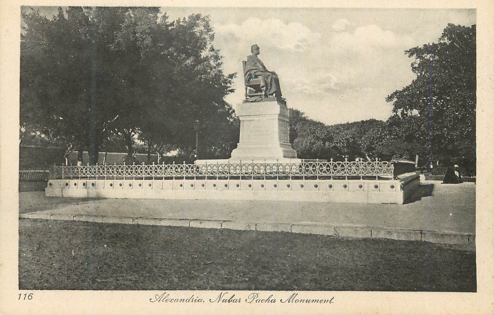 CPA Alexandrie Nubar Pacha Monument
