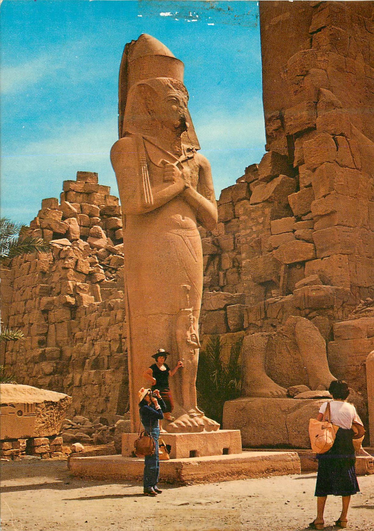 CPM Luxor Statue of Phrao Pinufem and his wife