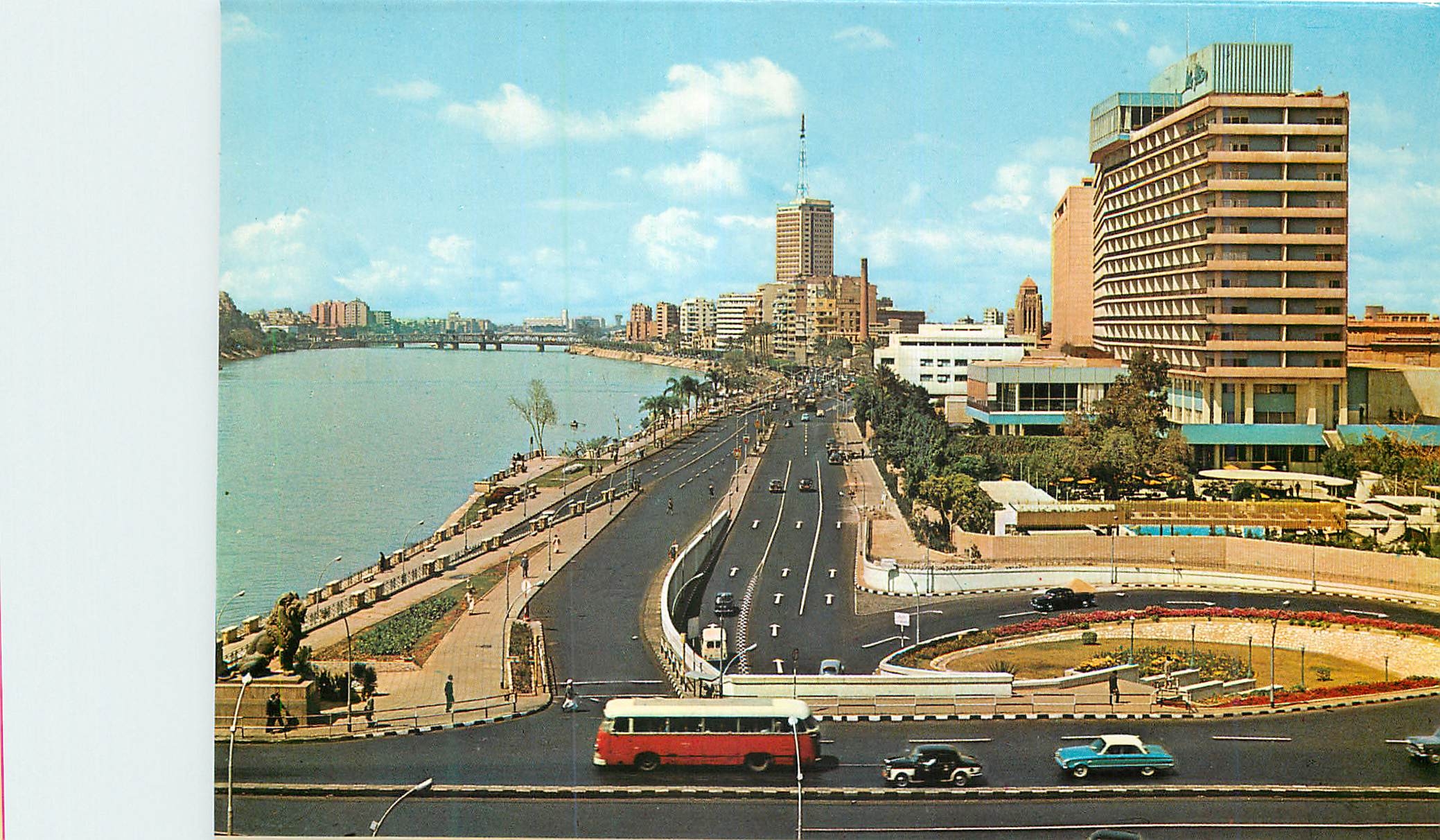 Vue de la rivière Nil à Caire — Hôtel Nil-Hilton — éditeur K. Lambelet & Landrock