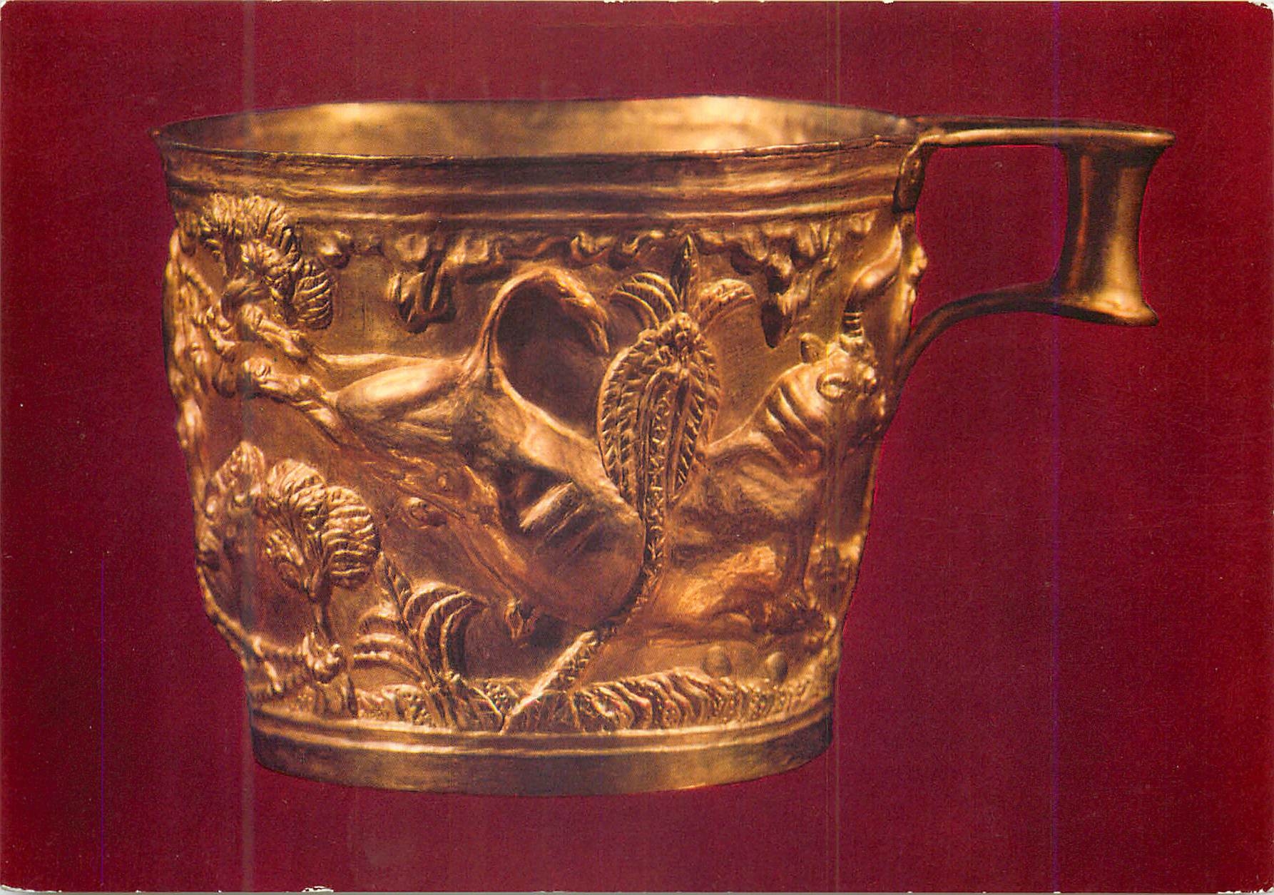 CPM Athens National Arch Museum Gold cup from Vaphio masterpiece of the Cretomycenaean gold smith