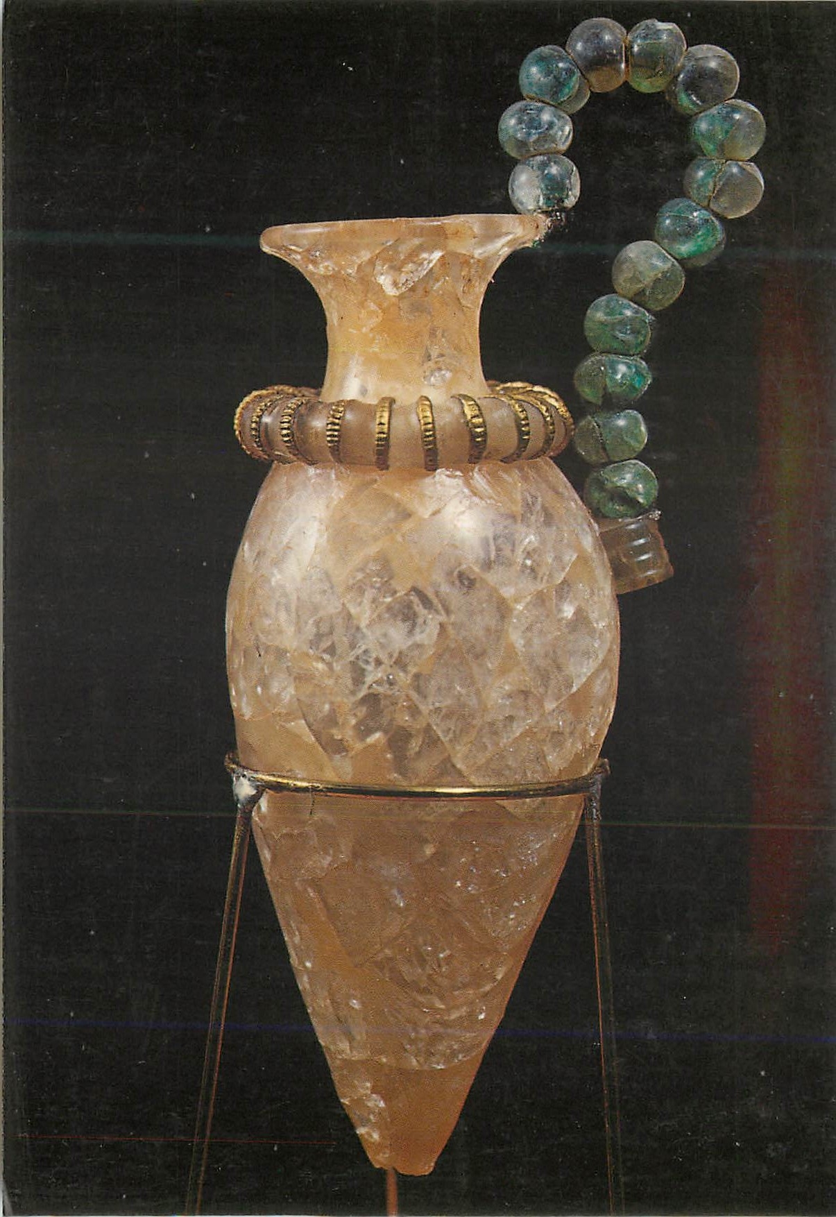 CPM Heraklion Museum Rhyton of rock crystal from the sanctuary of the Palace of Zakros