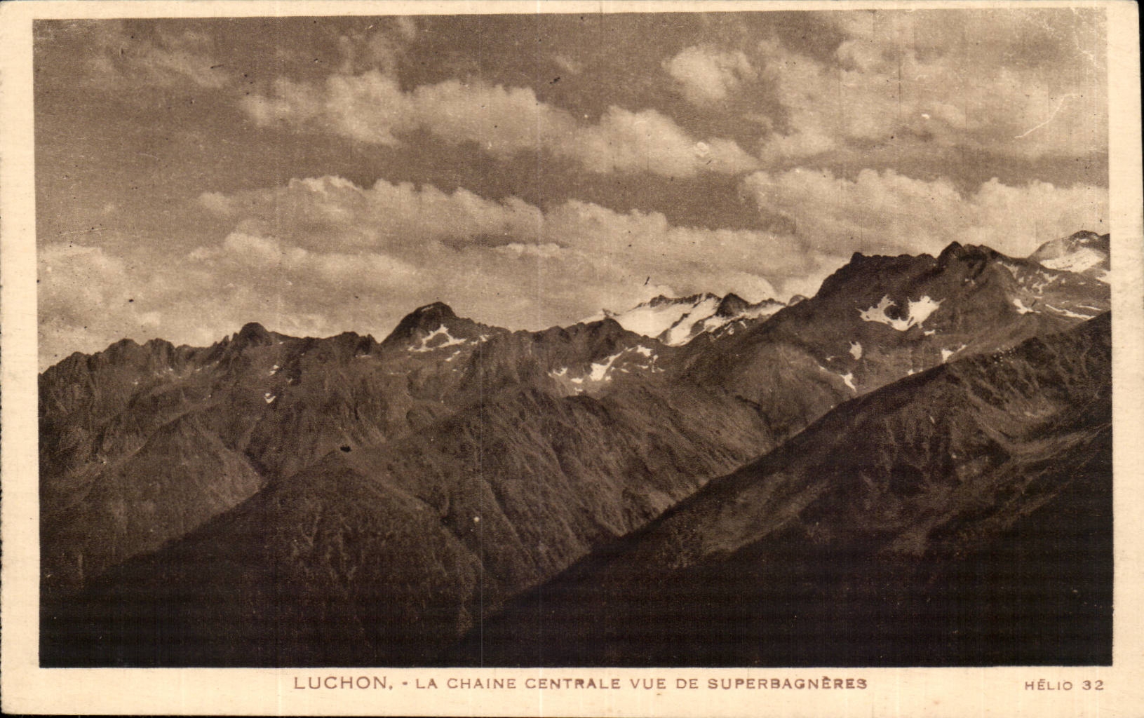 Luchon CPA La chaine centrale vue de Superbagneres