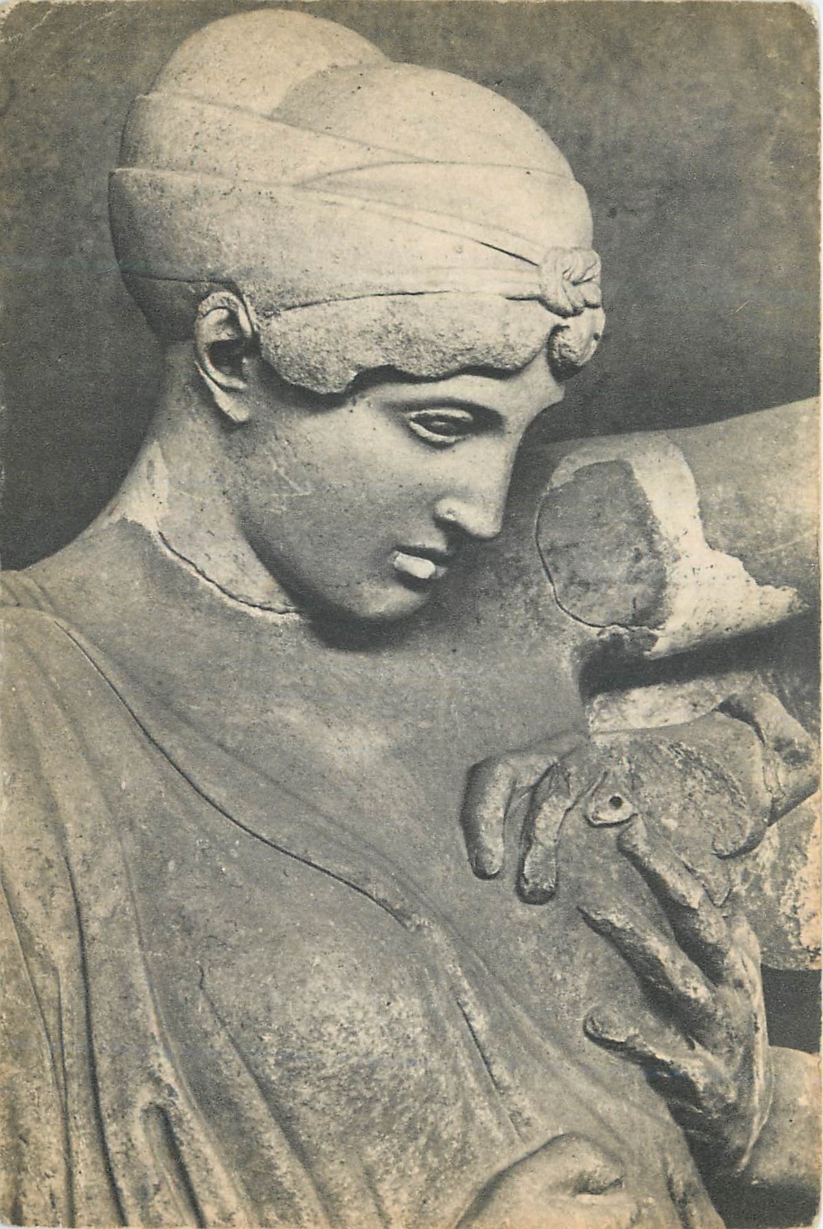 CPM Musee d Olympie Fragment de fronton du Temple de Jupiter