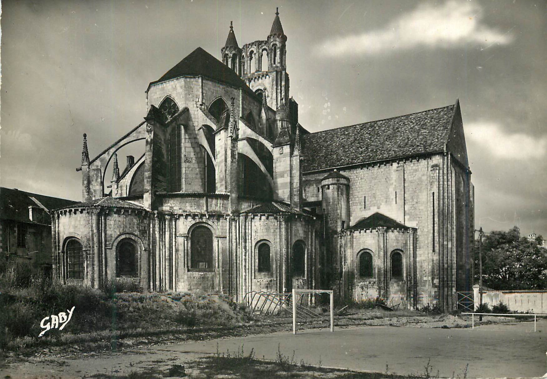 Église de Montieurneuf — Poitiers (Vienne) — Éditions Gaby