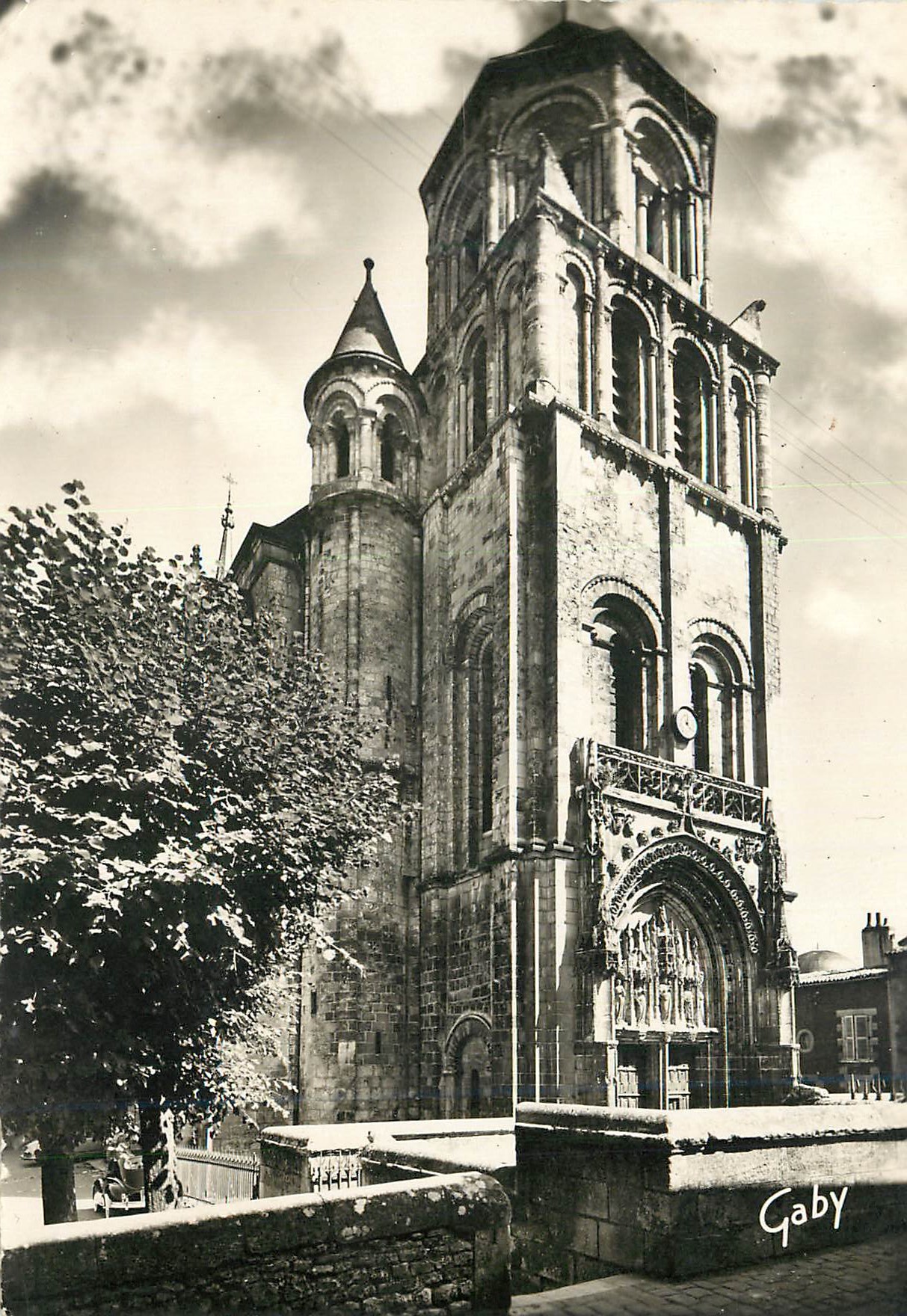 Église Sainte-Radegonde — Poitiers (Vienne) — Éditions Gaby